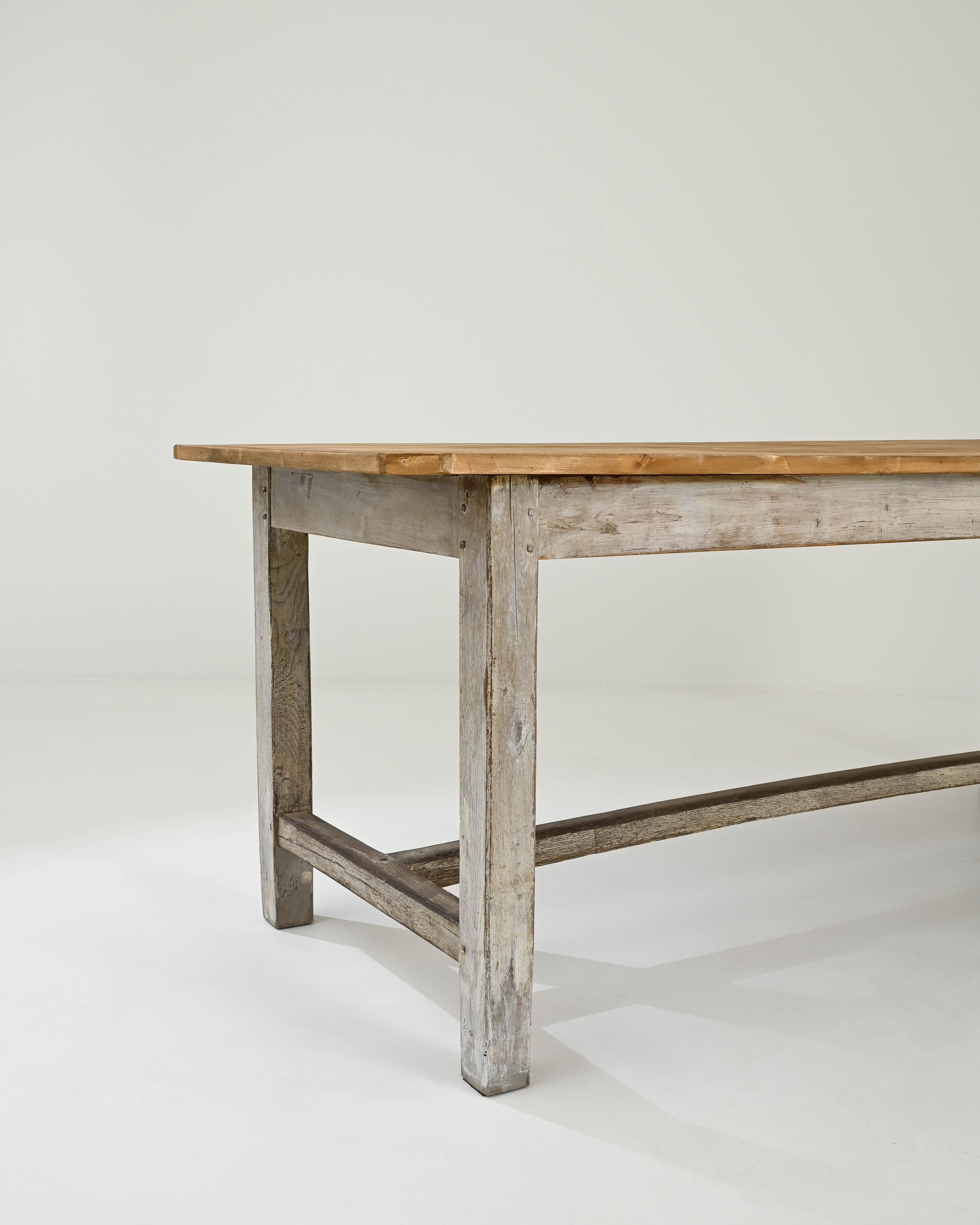 Französischer Holztisch aus dem frühen 20. Jahrhundert im Angebot 6
