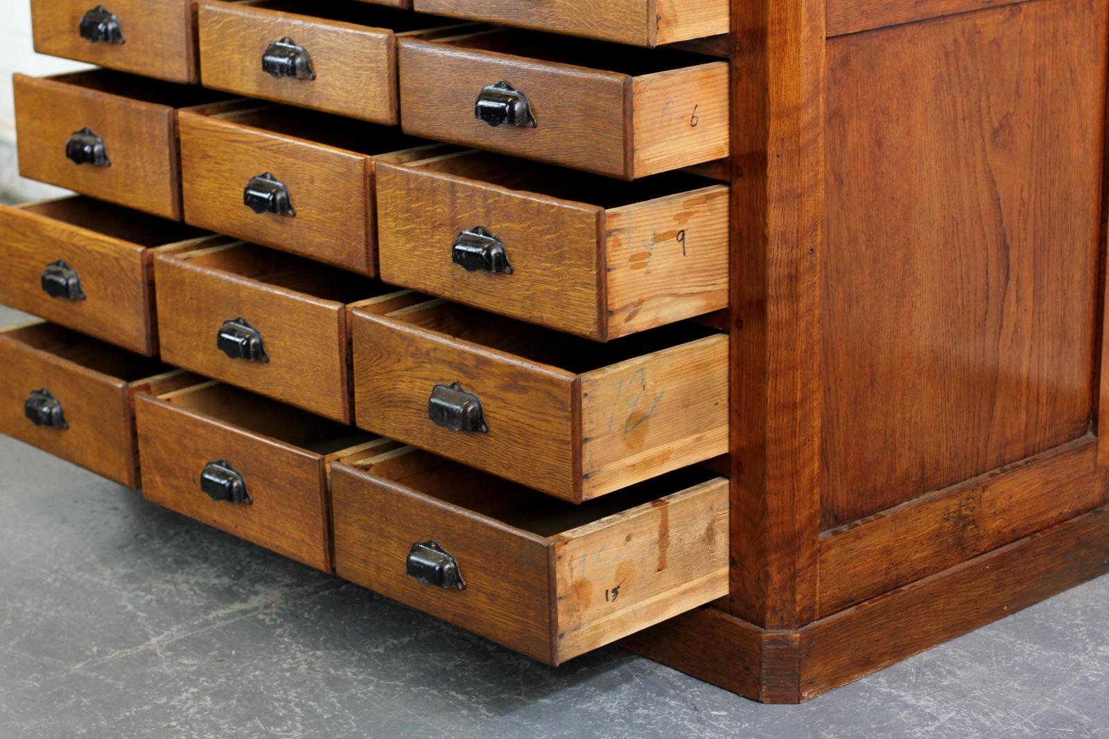 Early 20th Century French Workshop Drawers, circa 1910 3