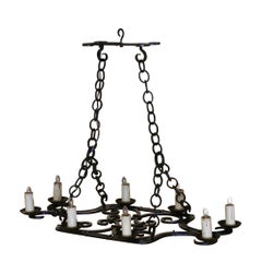 Lustre d'îlot à fond plat en fer forgé français du début du XXe siècle à 8 lumières