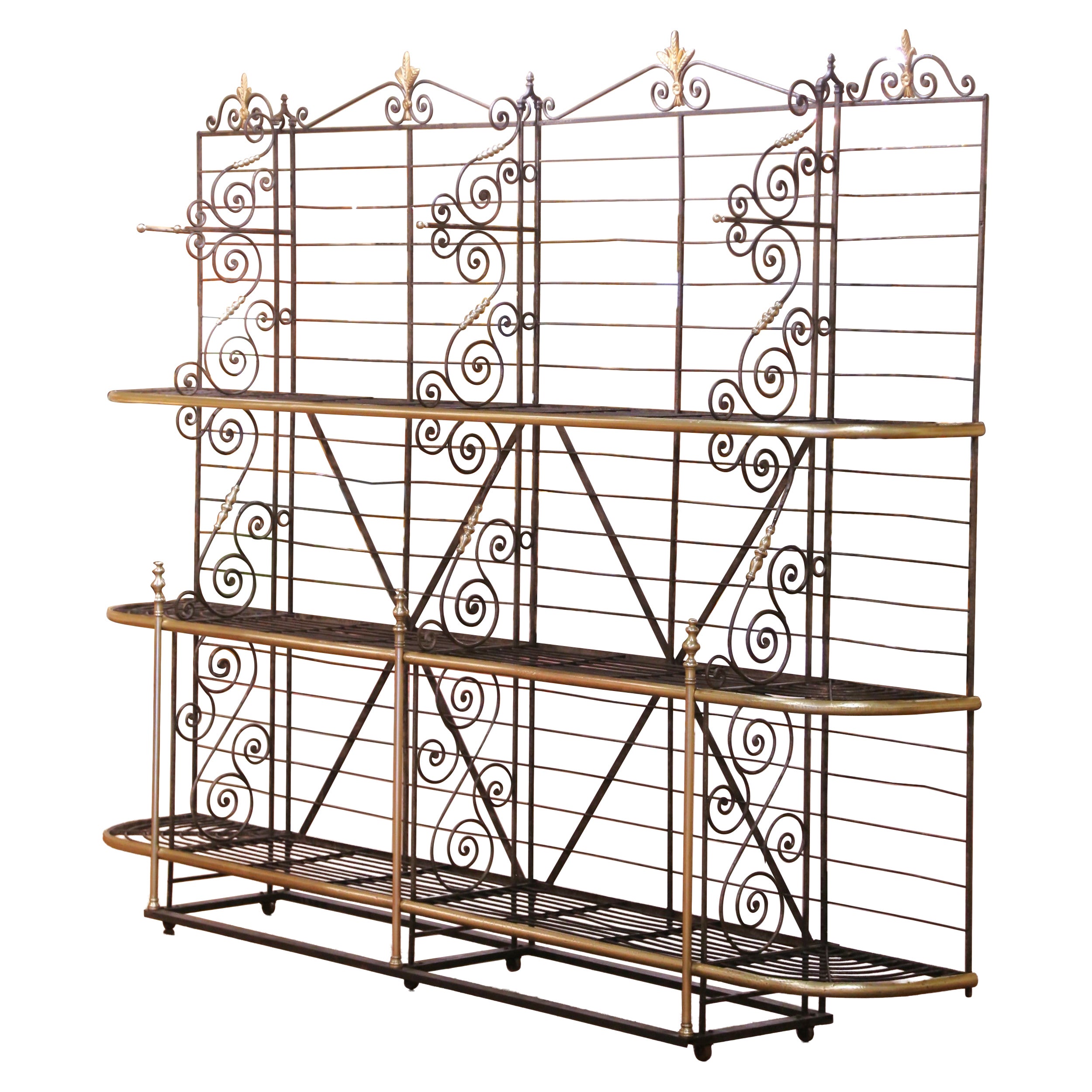 Early 20th Century French Wrought Iron and Brass Baker’s Rack on Wheels en vente