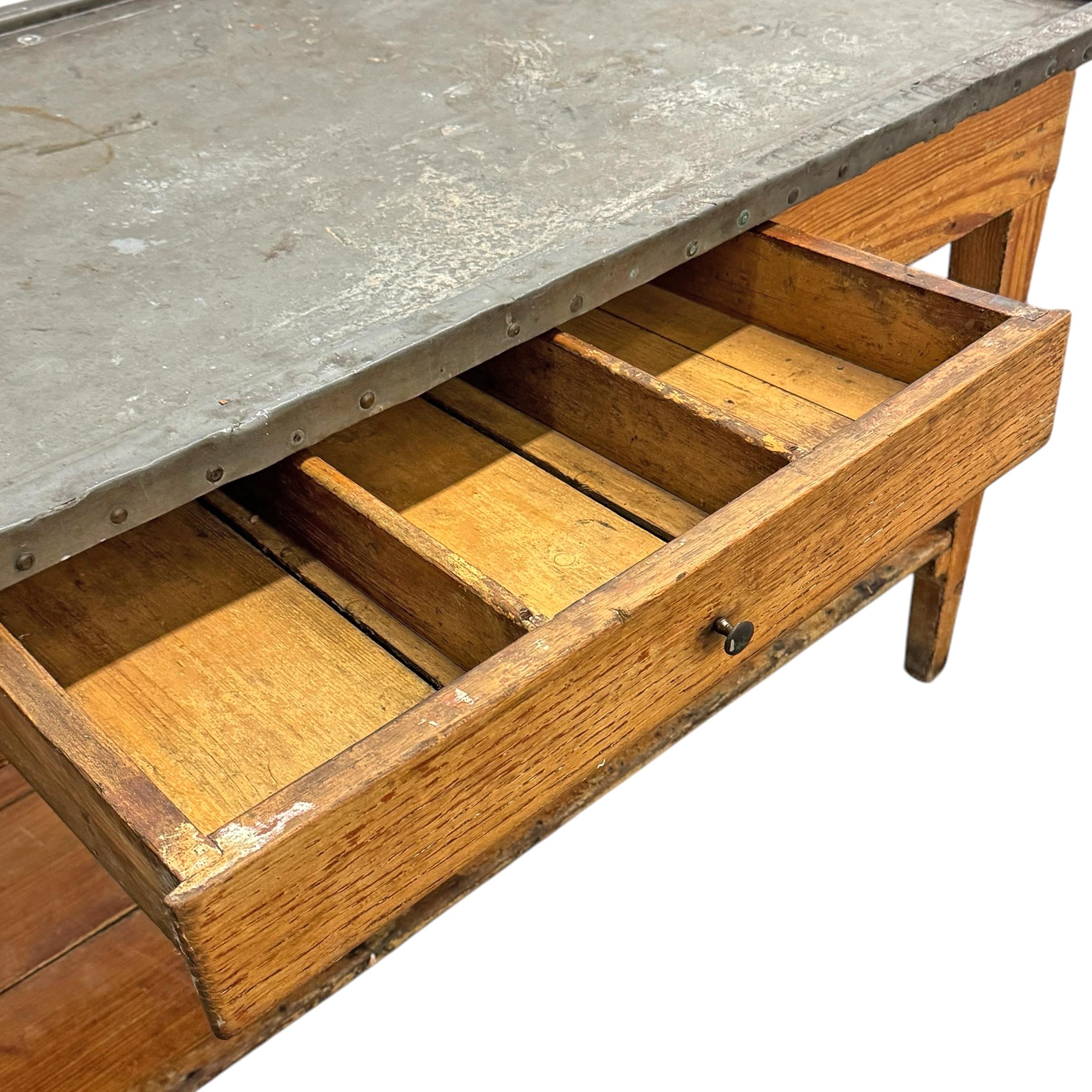 Early 20th Century French Zinc-Top Garden Table For Sale 3