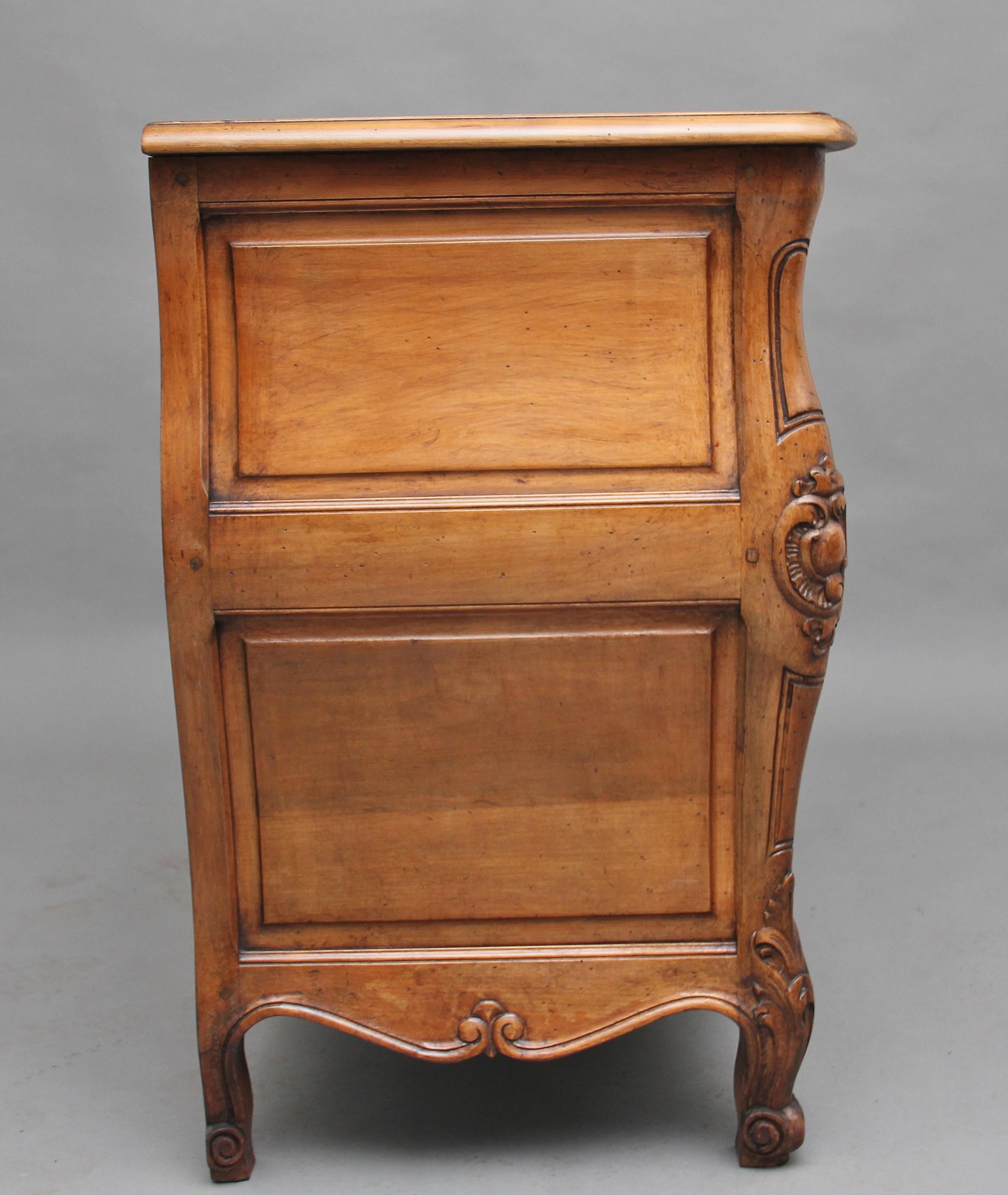 Early 20th Century Fruitwood Commode For Sale 1
