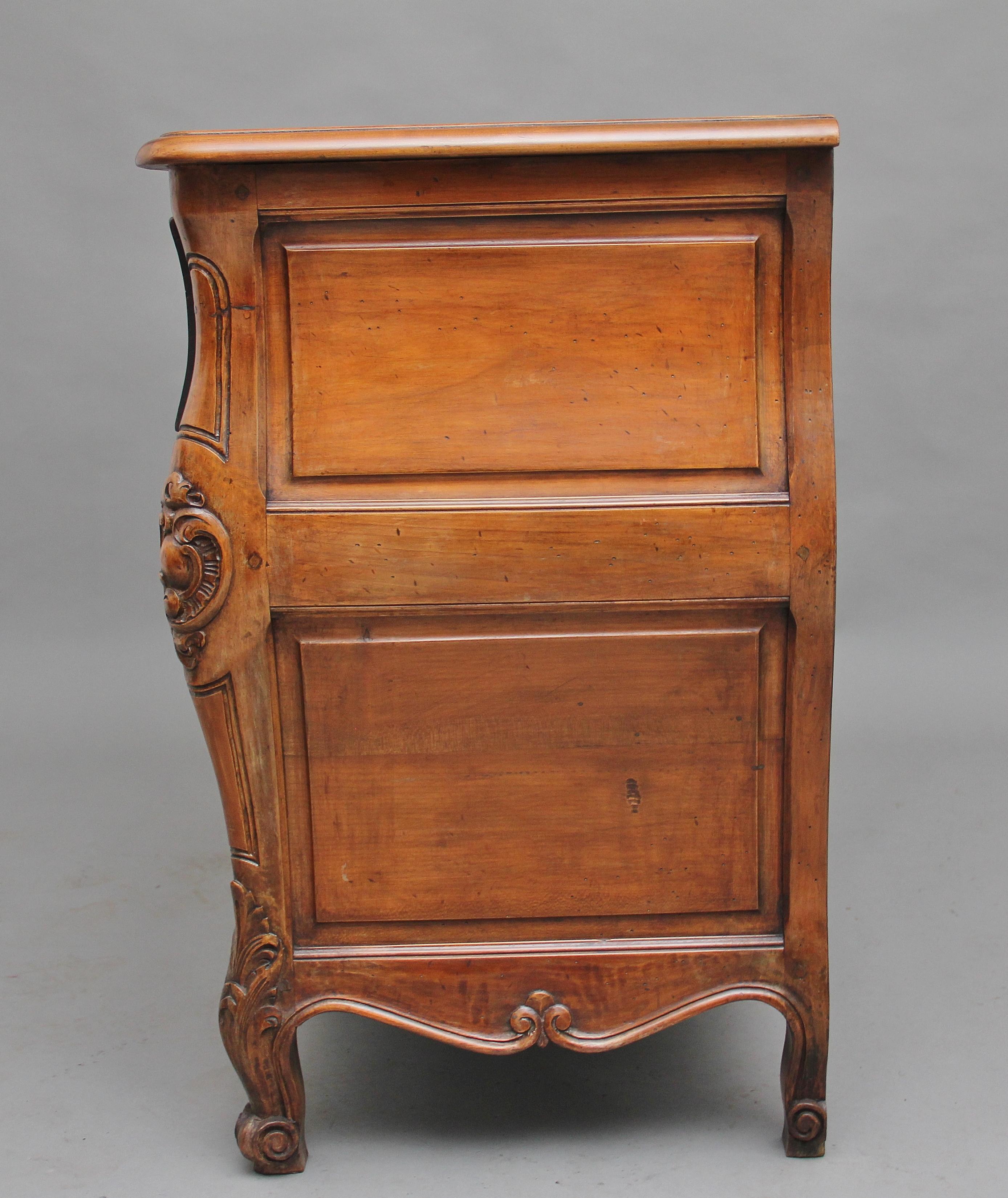Early 20th Century Fruitwood Commode For Sale 3
