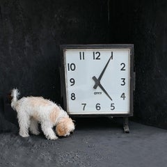 Early 20th Century Gents of Leicester English Double Sided Station Clock
