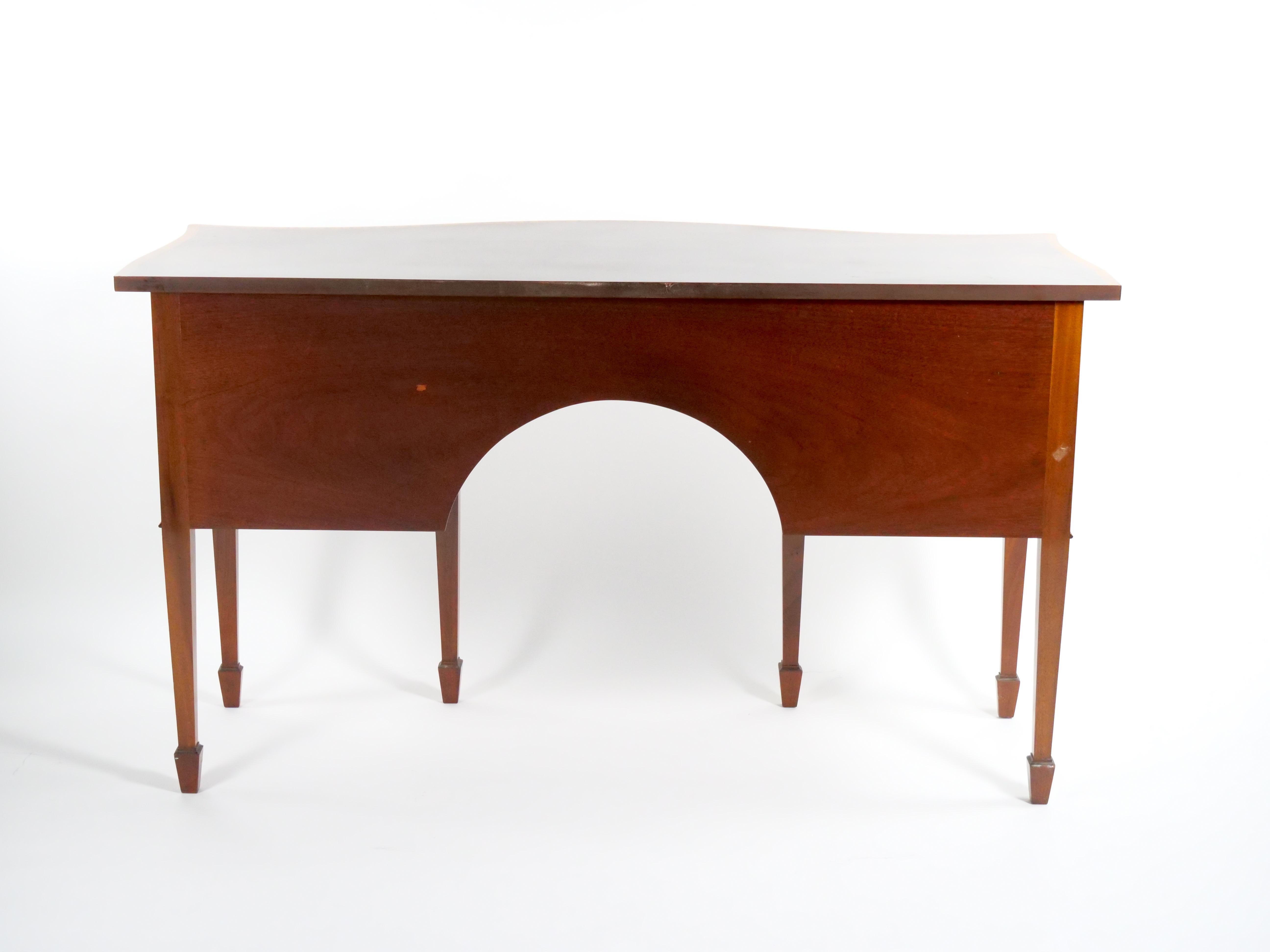 Early 20th Century George III Flame Mahogany Serpentine Sideboard / Server For Sale 6