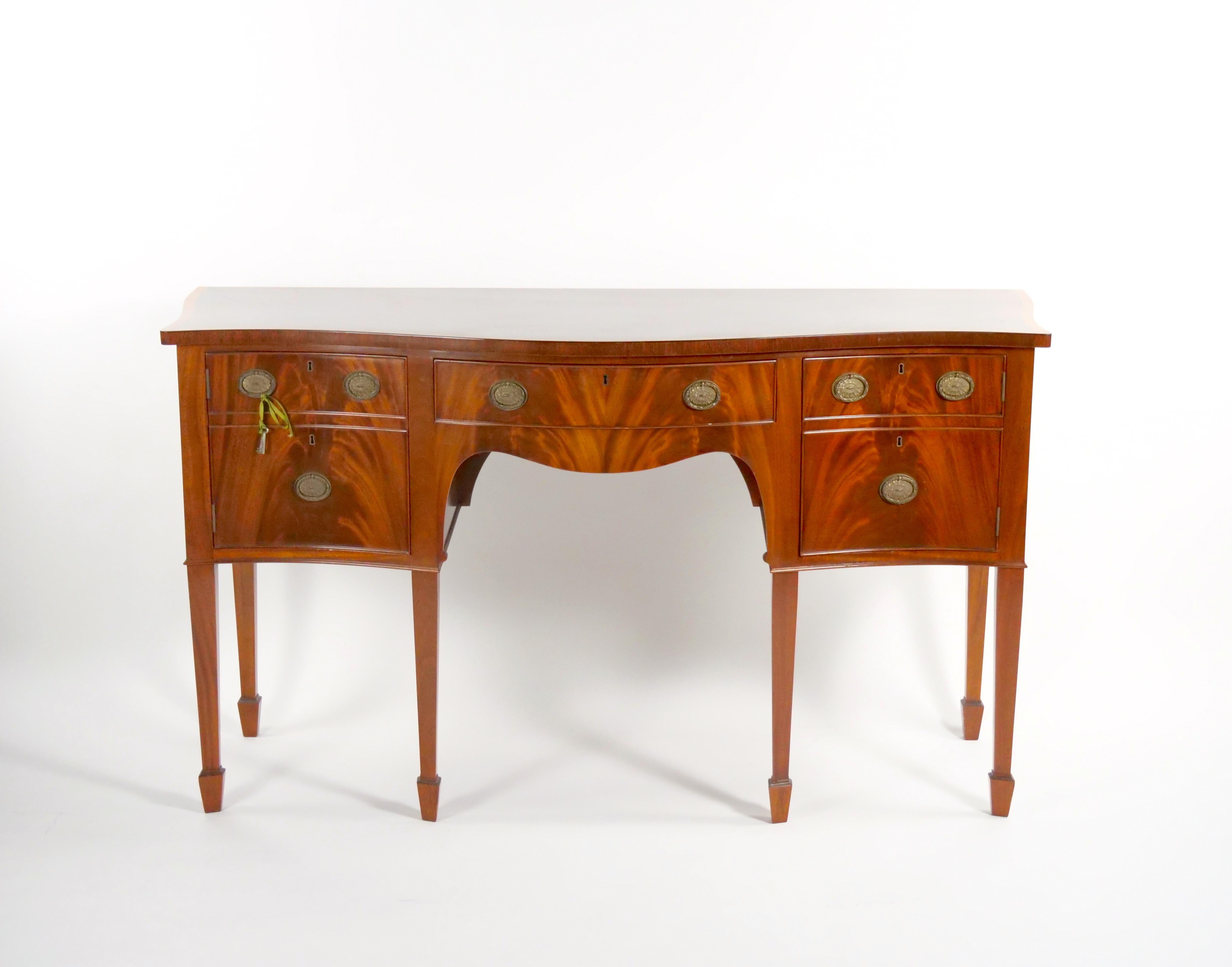 Early 20th Century George III Flame Mahogany Serpentine Sideboard / Server For Sale 7