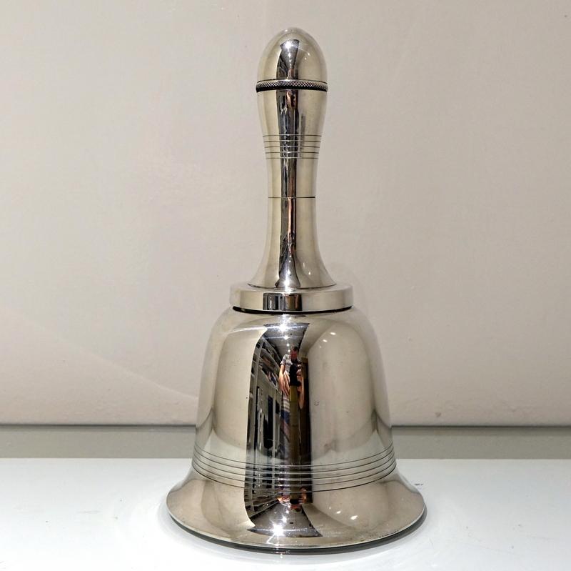 Early 20th Century George V Silver Plate Bell Formed Cocktail Shaker, circa 1935 For Sale 5