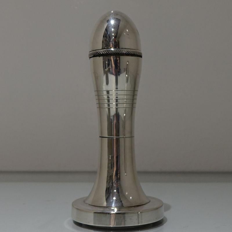 Early 20th Century George v Silver-Plate Bell Formed Cocktail Shaker, circa 1935 For Sale 1