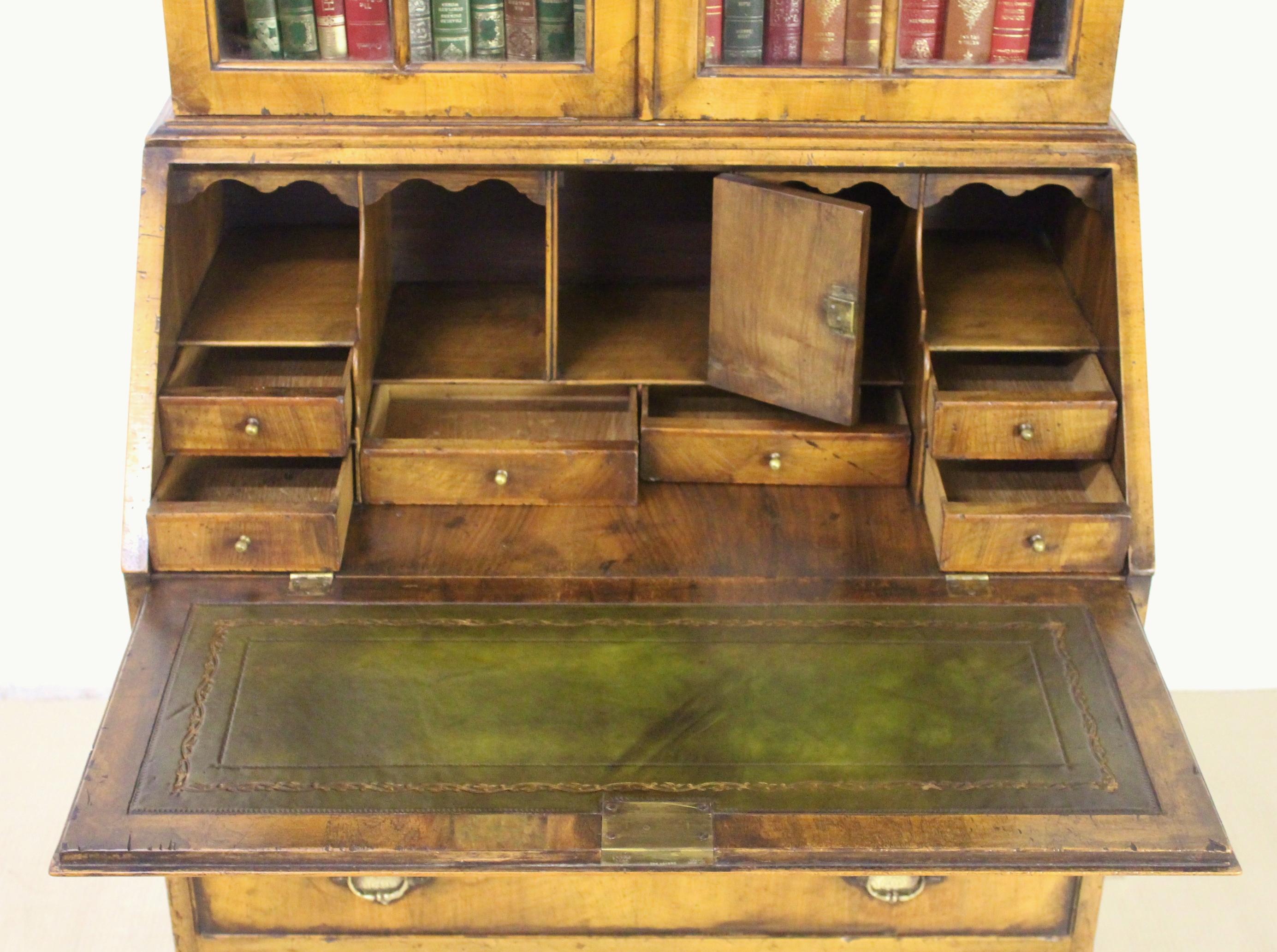 Early 20th Century Georgian Style Burr Walnut Bureau Bookcase For Sale 6