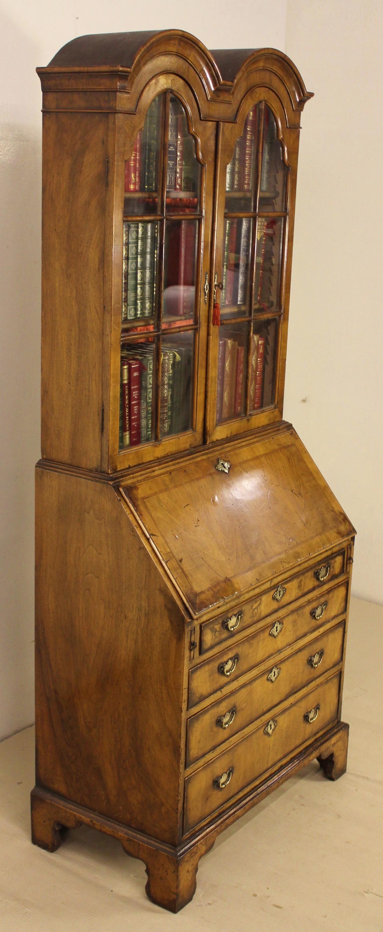 Early 20th Century Georgian Style Burr Walnut Bureau Bookcase For Sale 10