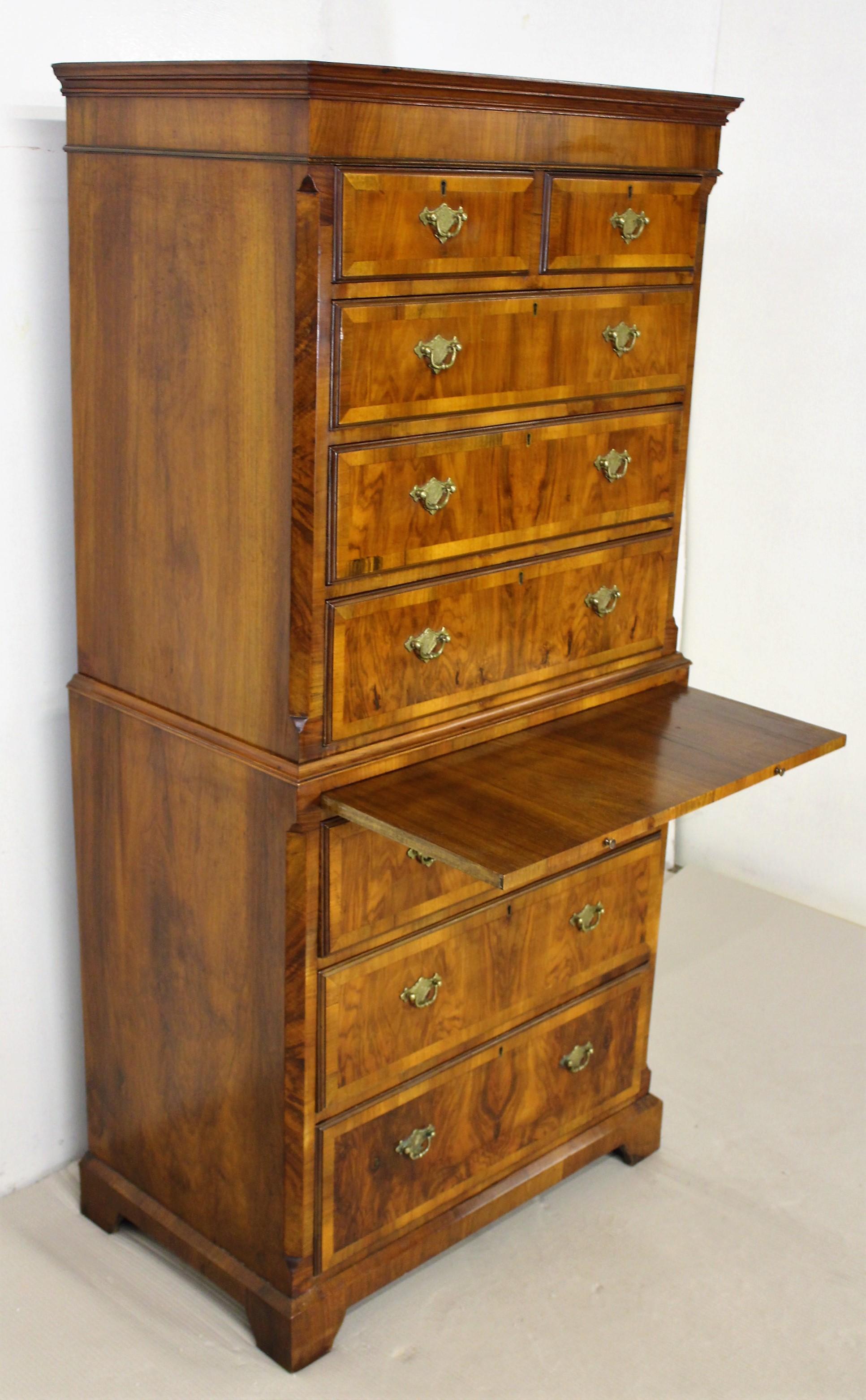 Early 20th Century Georgian Style Burr Walnut Chest on Chest 4