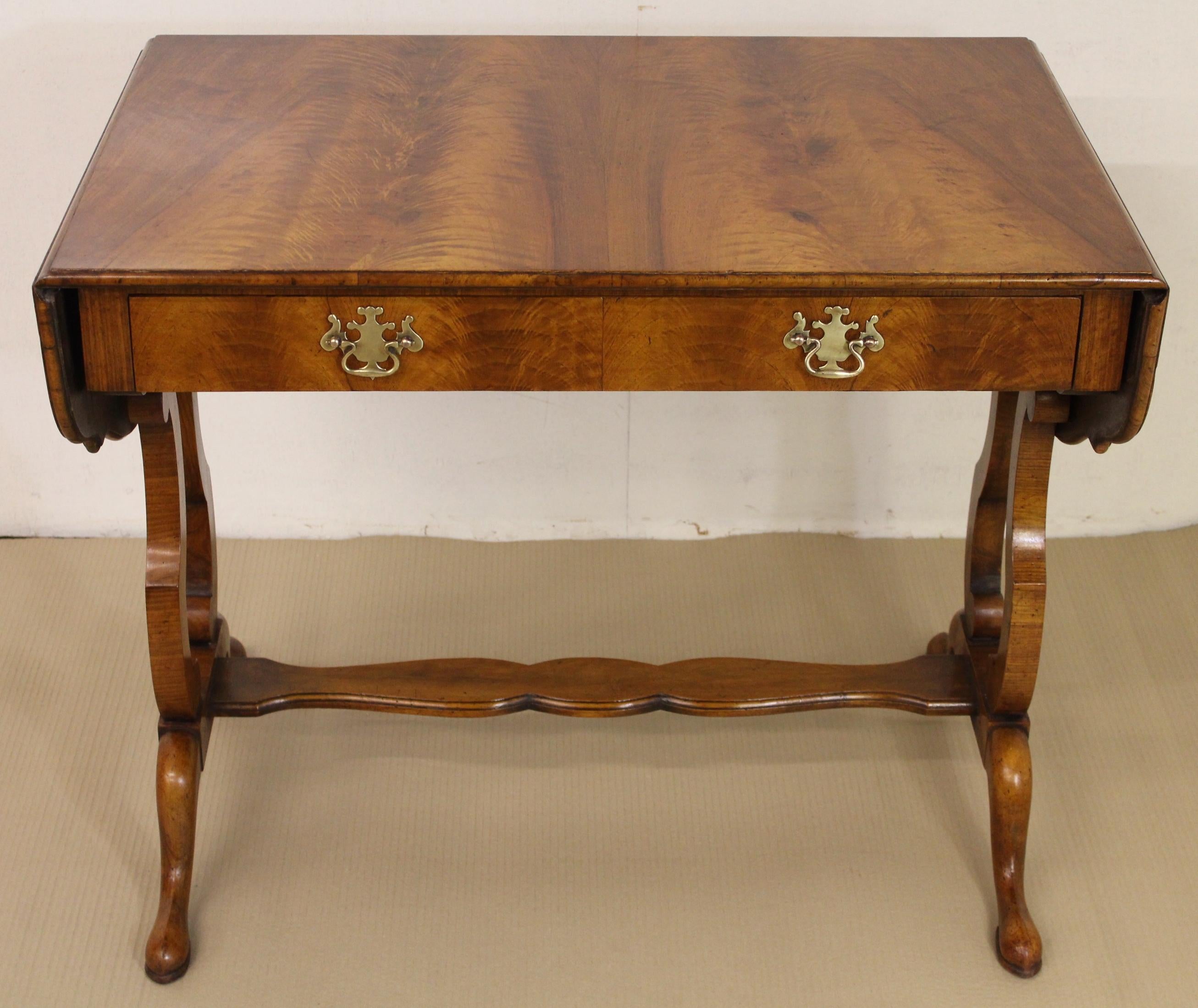 English Early 20th Century Georgian Style Burr Walnut Sofa Table