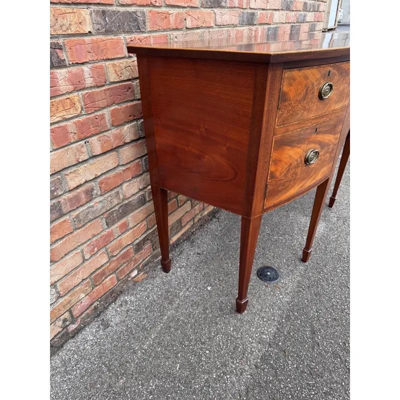 Early 20th Century Georgian Style Sideboard For Sale 4