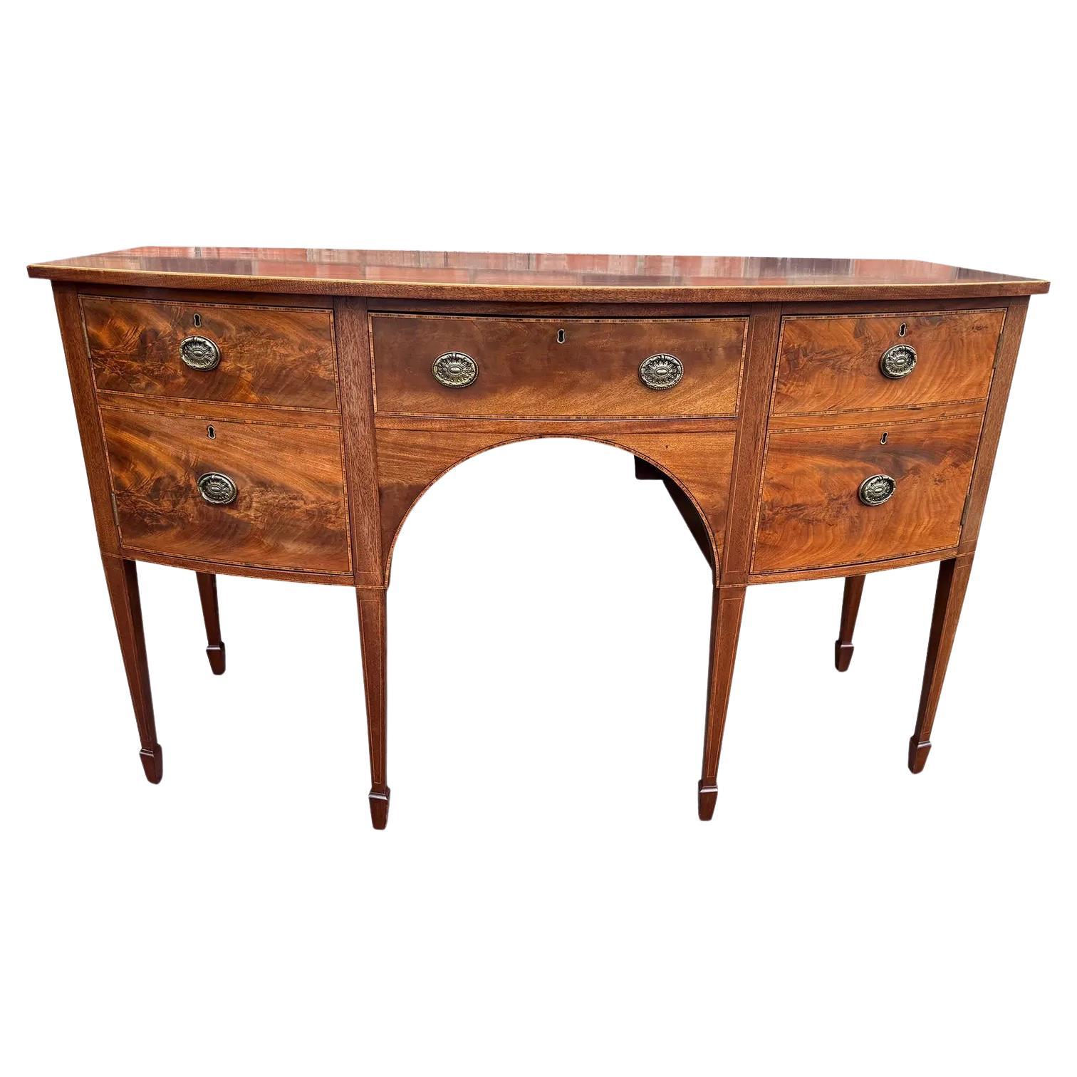 Buffet de style géorgien du début du 20e siècle