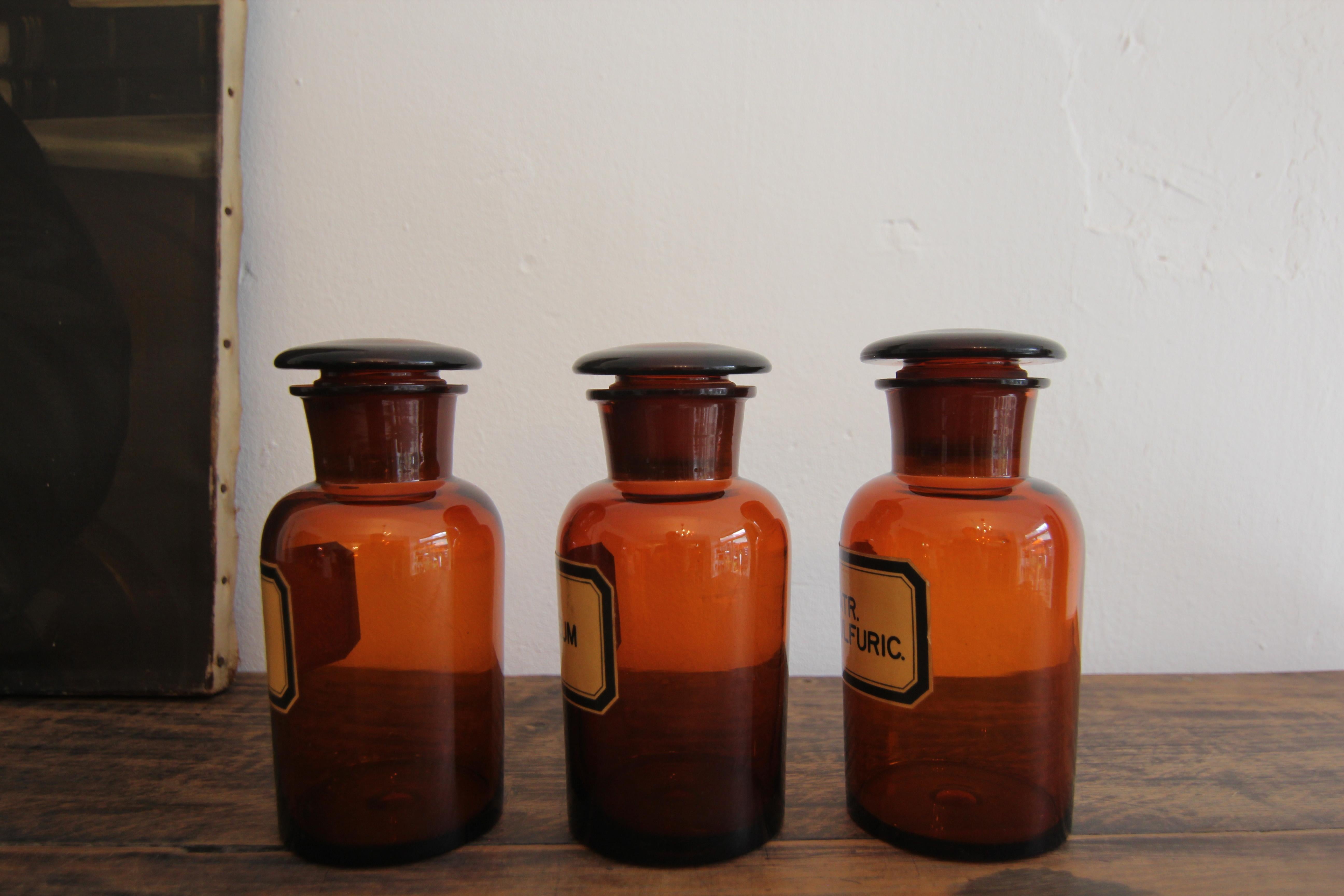 Ensemble de 3 pots en verre d'apothicaire allemands du début du 20e siècle en vente 7