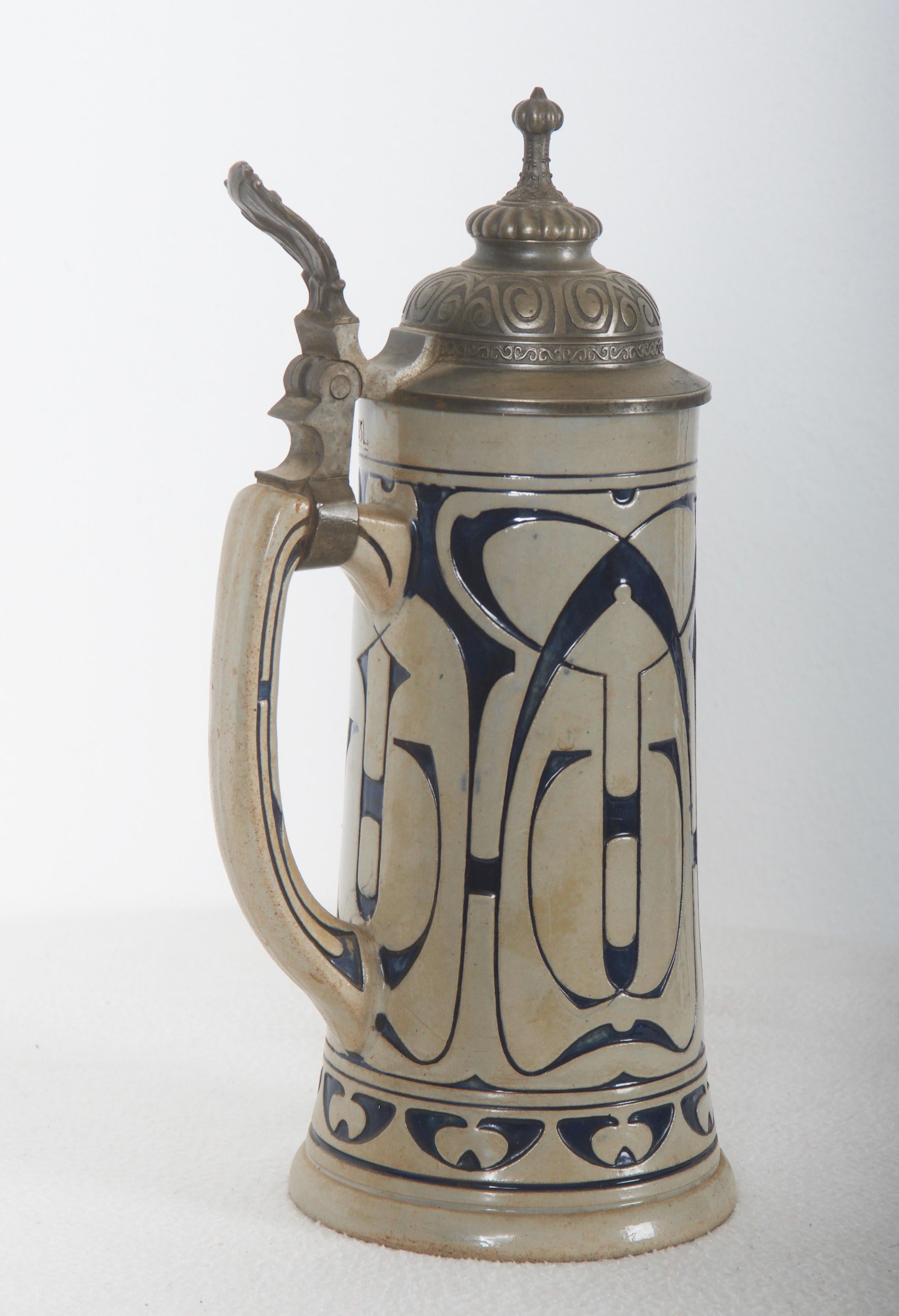 Early 20th Century German Beer Stein In Excellent Condition In Vienna, AT