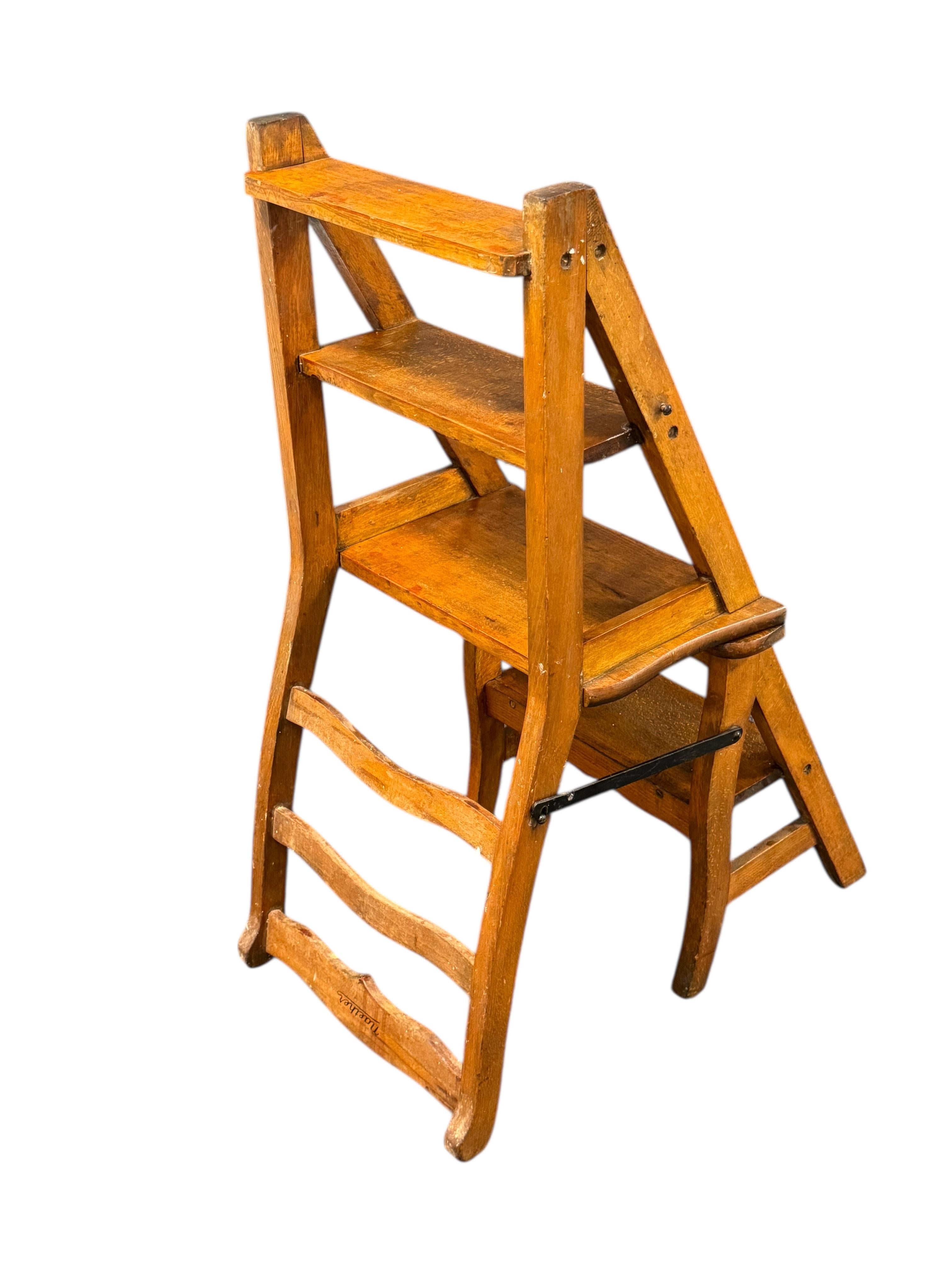 A principios del siglo 20 Alemán Francés Metamórfico Biblioteca Pasos Granja Silla 1900s en venta 4