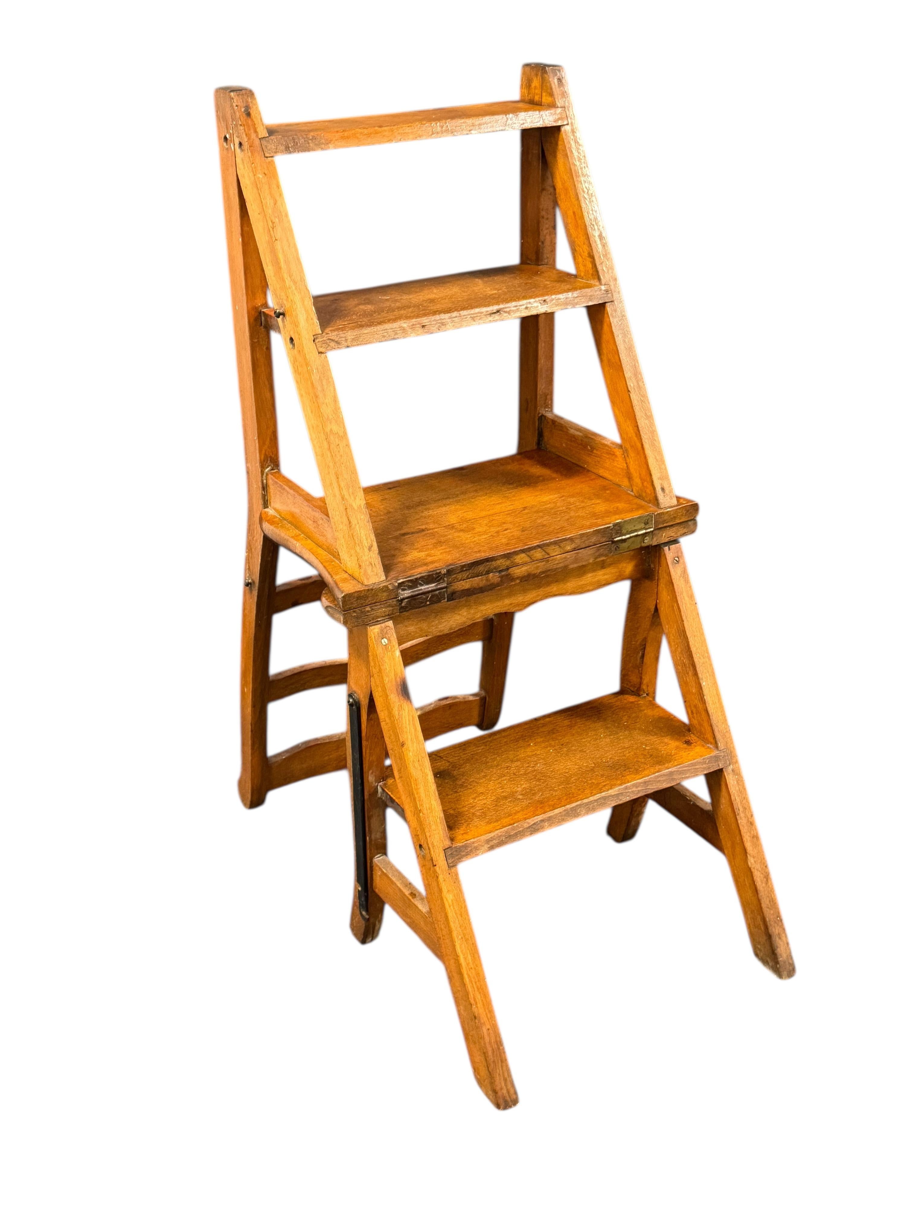 A principios del siglo 20 Alemán Francés Metamórfico Biblioteca Pasos Granja Silla 1900s en venta 5