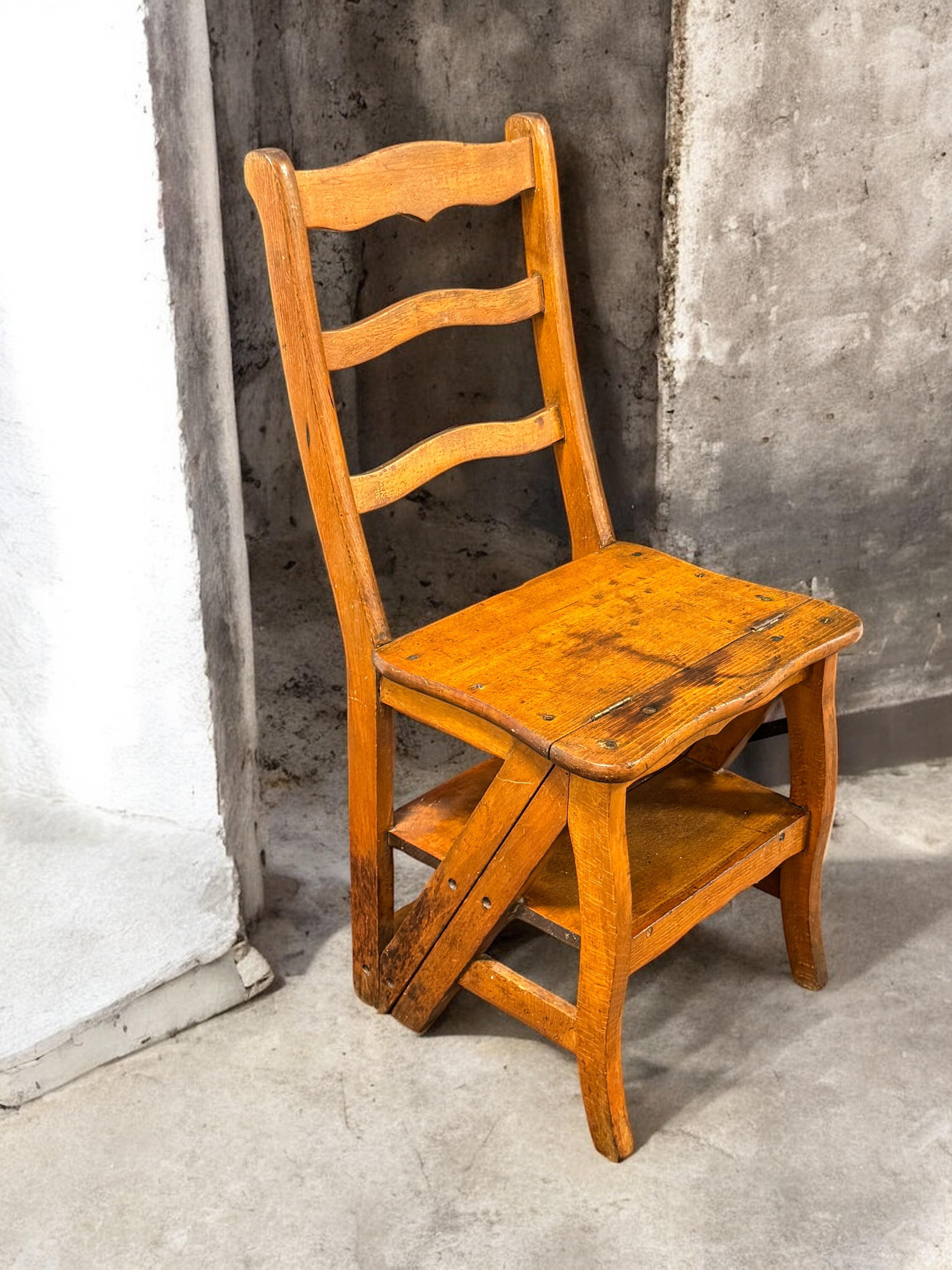 A principios del siglo 20 Alemán Francés Metamórfico Biblioteca Pasos Granja Silla 1900s en venta 8
