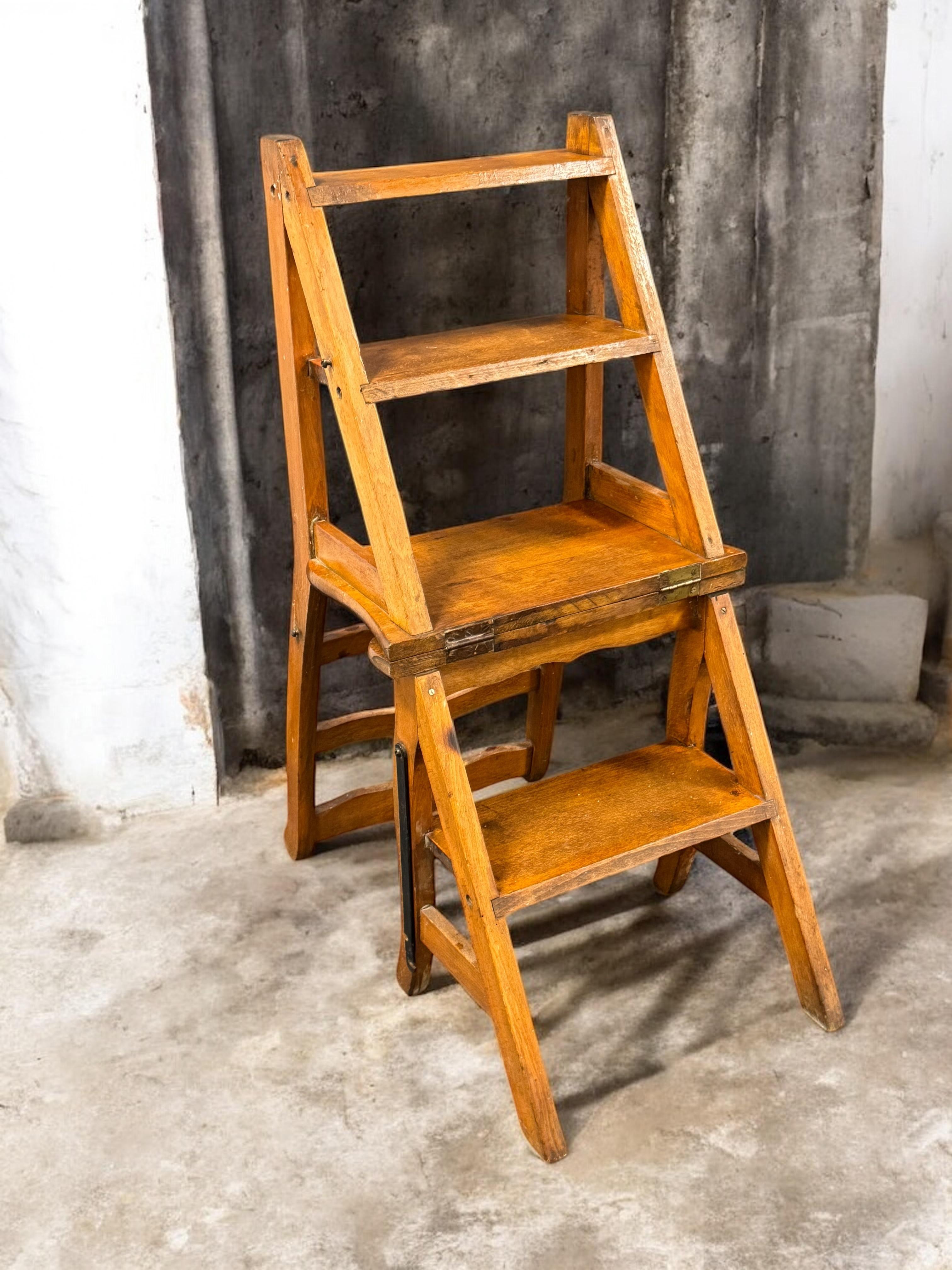 A principios del siglo 20 Alemán Francés Metamórfico Biblioteca Pasos Granja Silla 1900s en venta 13