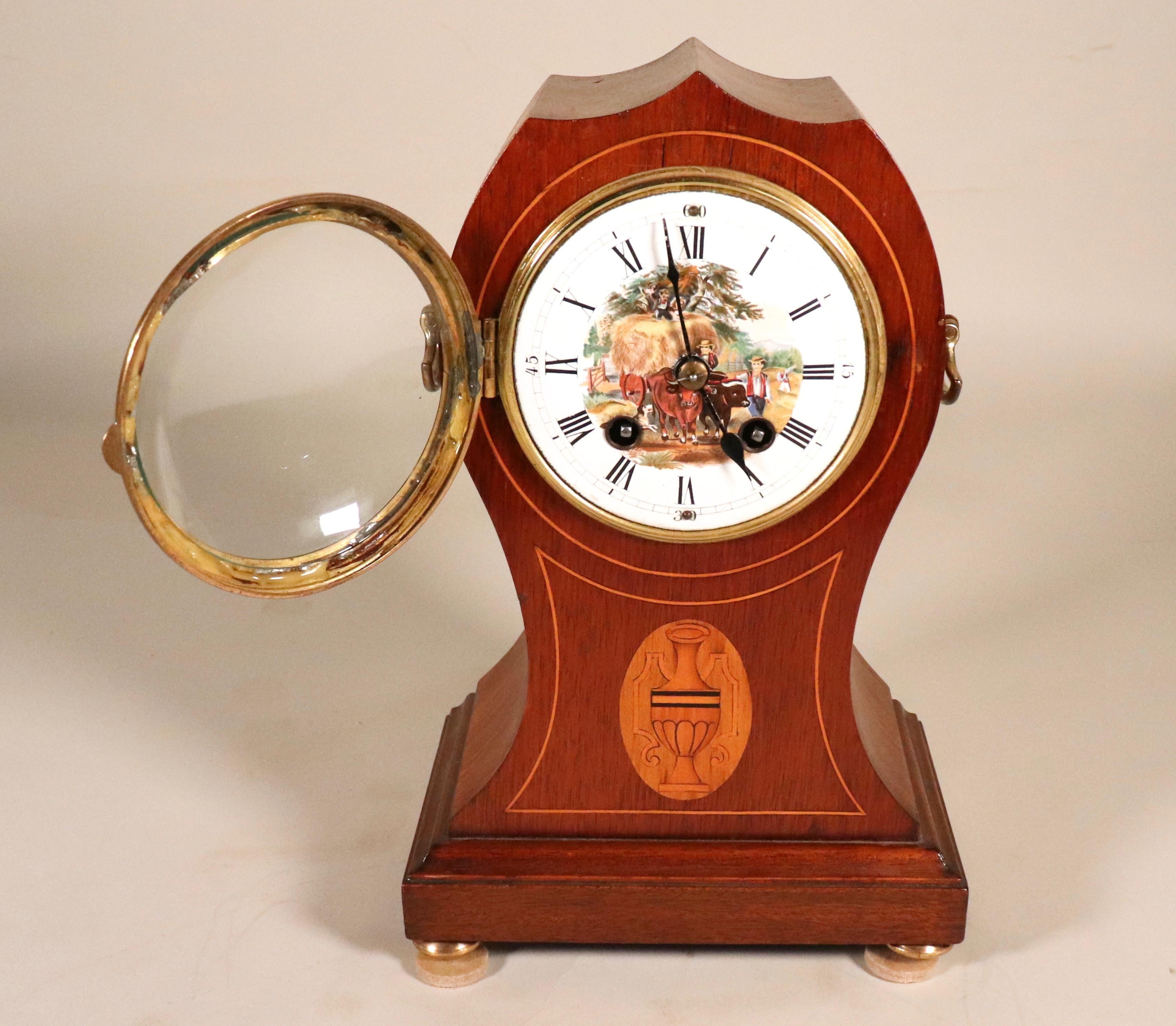 Early 20th Century German Philipp Haas & Sohne Balloon Shaped Mantel Clock In Good Condition For Sale In Chicago, IL