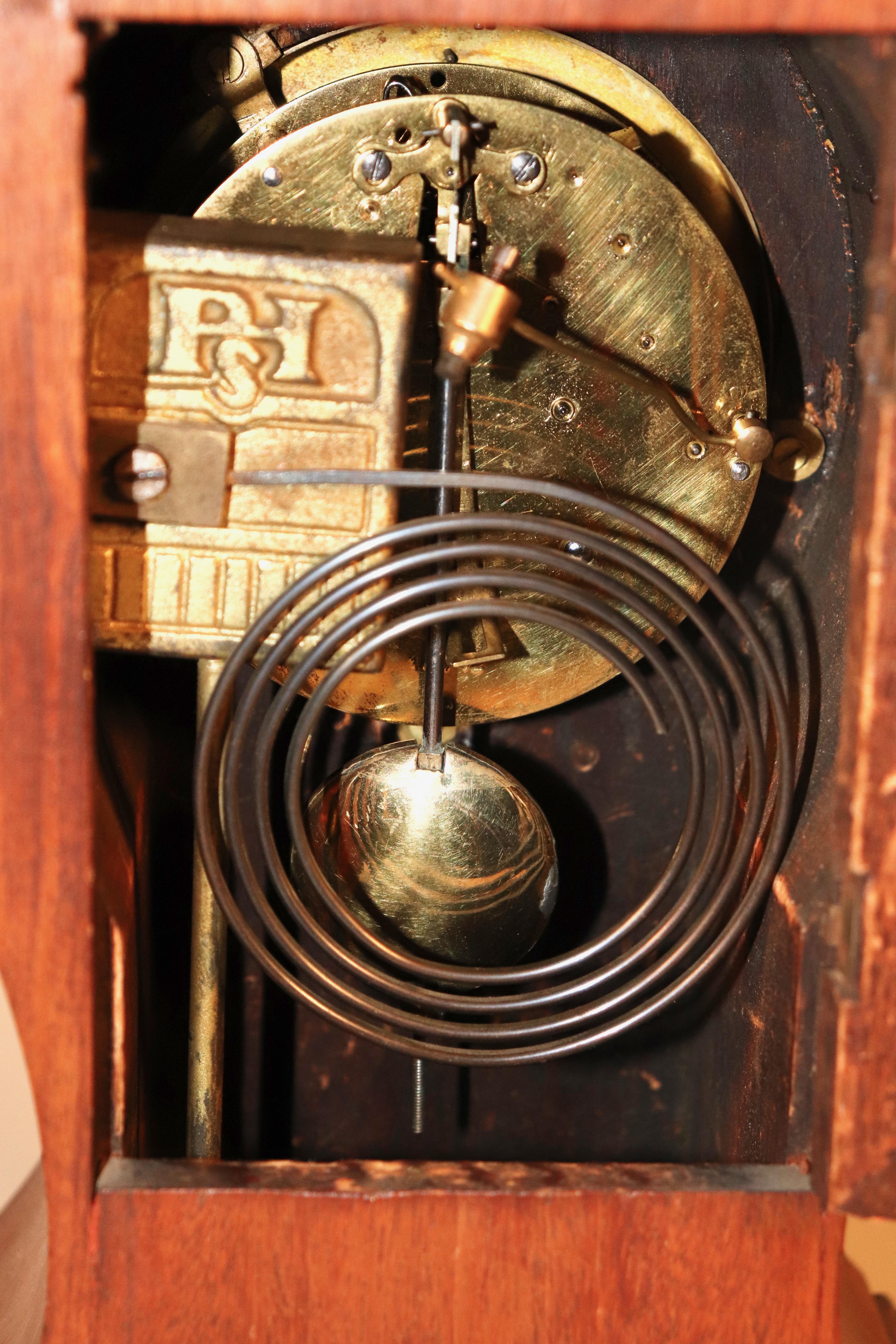 Early 20th Century German Philipp Haas & Sohne Balloon Shaped Mantel Clock For Sale 1