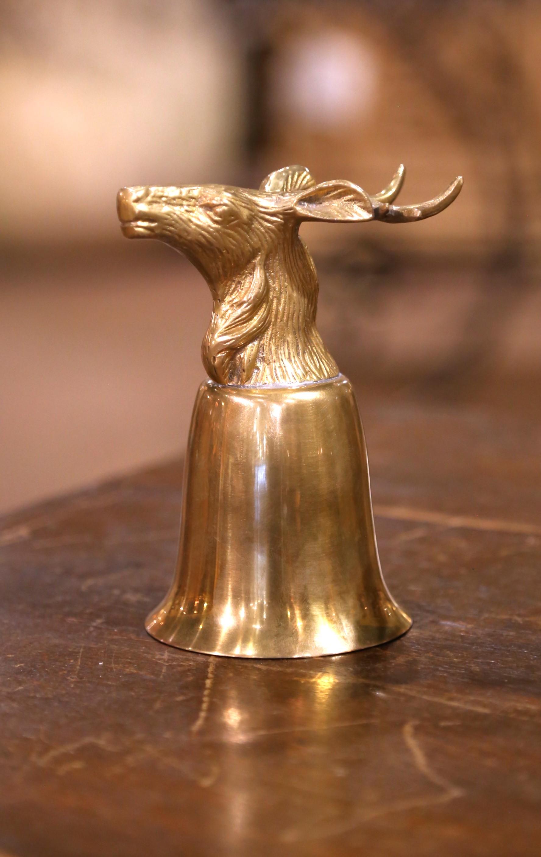 Allemand Coupe de cerf en laiton argenté du début du 20e siècle en vente