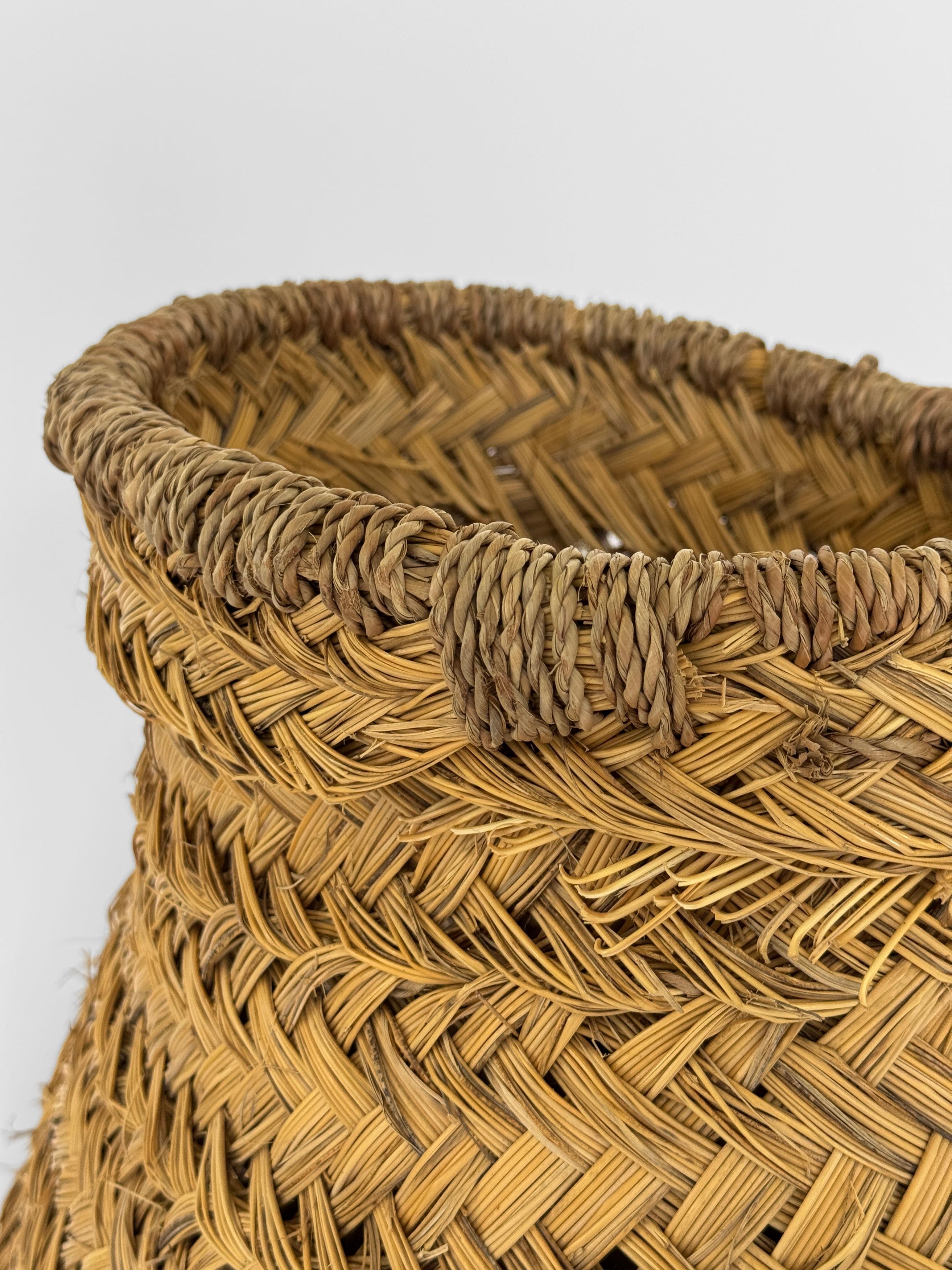 Fibra naturale Cestino di segale gigante dei primi del Novecento proveniente dalla Francia in vendita