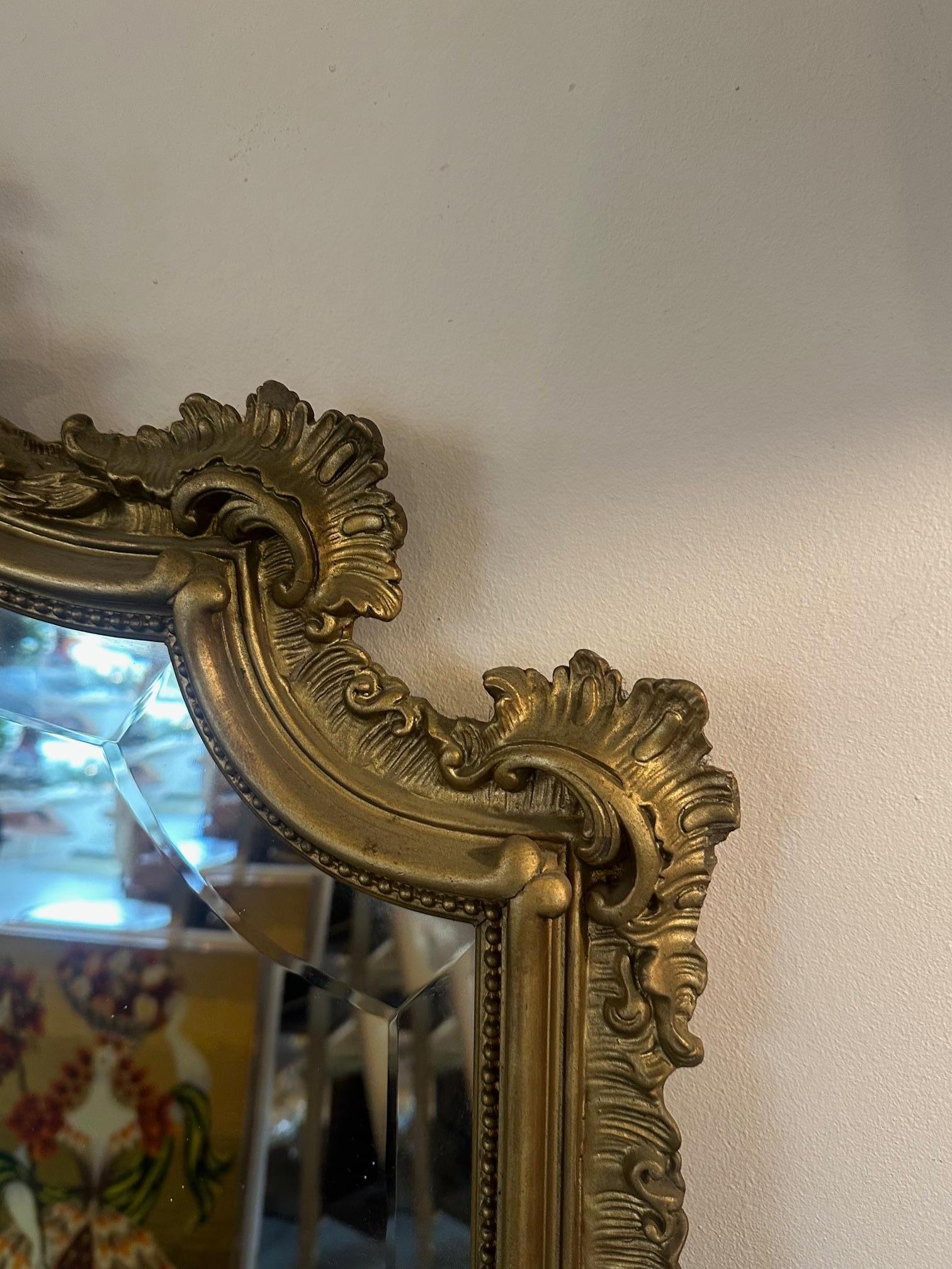 Inizio XX secolo Specchio in Wood dorato dei primi del Novecento, 1900