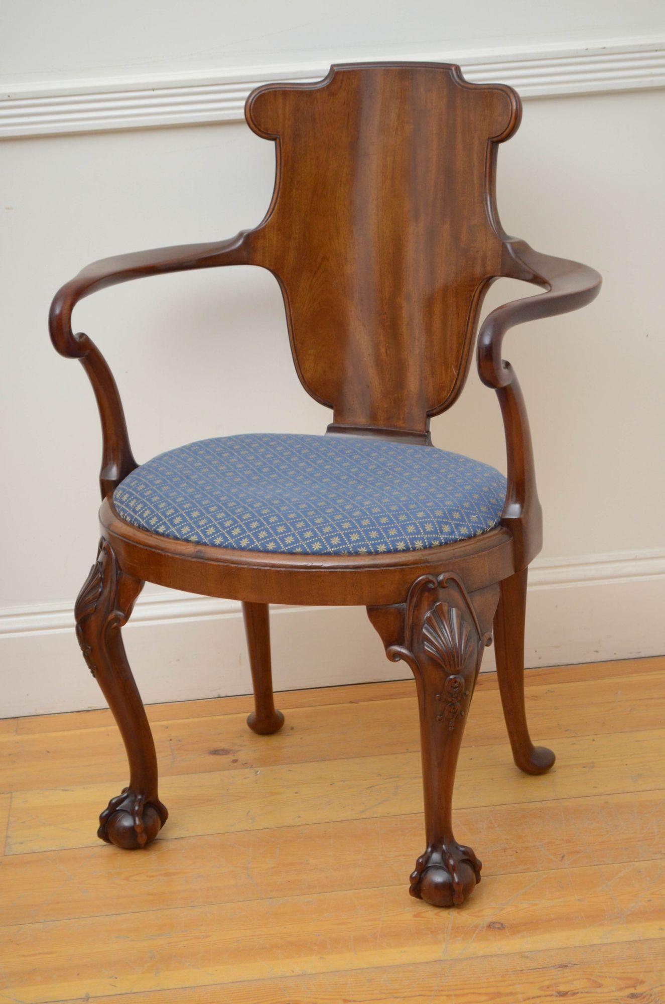 Sn5435 Fine quality the 'shepherd's crook' open armchair having 'escutcheon' cartouche-shaped back, 'shepherd's crook' arms and oval seat with horsehair upholstery, standing on shaped legs embellished with ‘Venus’ shells, carved ears above ball and