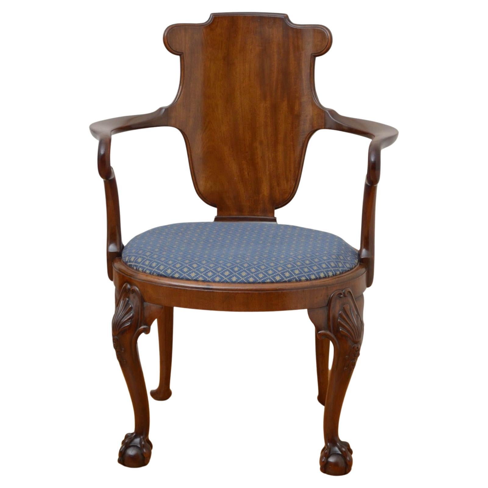 Early 20th century Gillows Design Chair in Mahogany For Sale