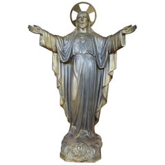 Sculpture de Christ Art Déco du début du 20ème siècle en fonte d'étain:: halo en laiton