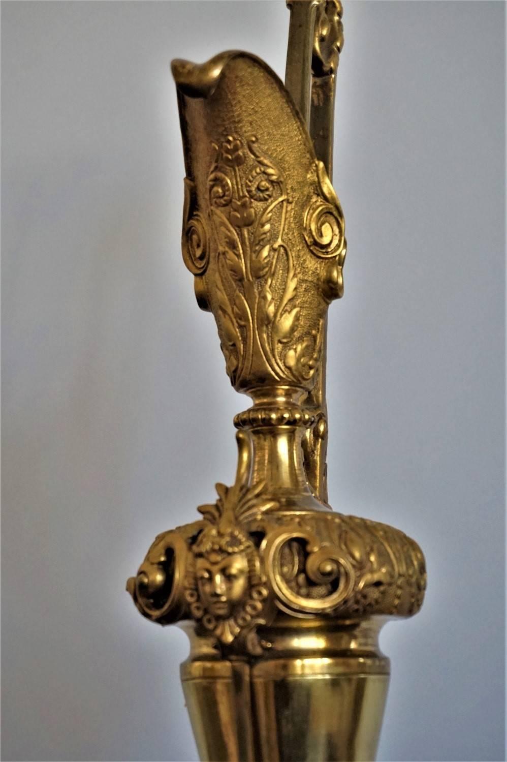 Vergoldete Bronze-Deko-Krug, Krug, frühes 20. Jahrhundert (Spanisch) im Angebot