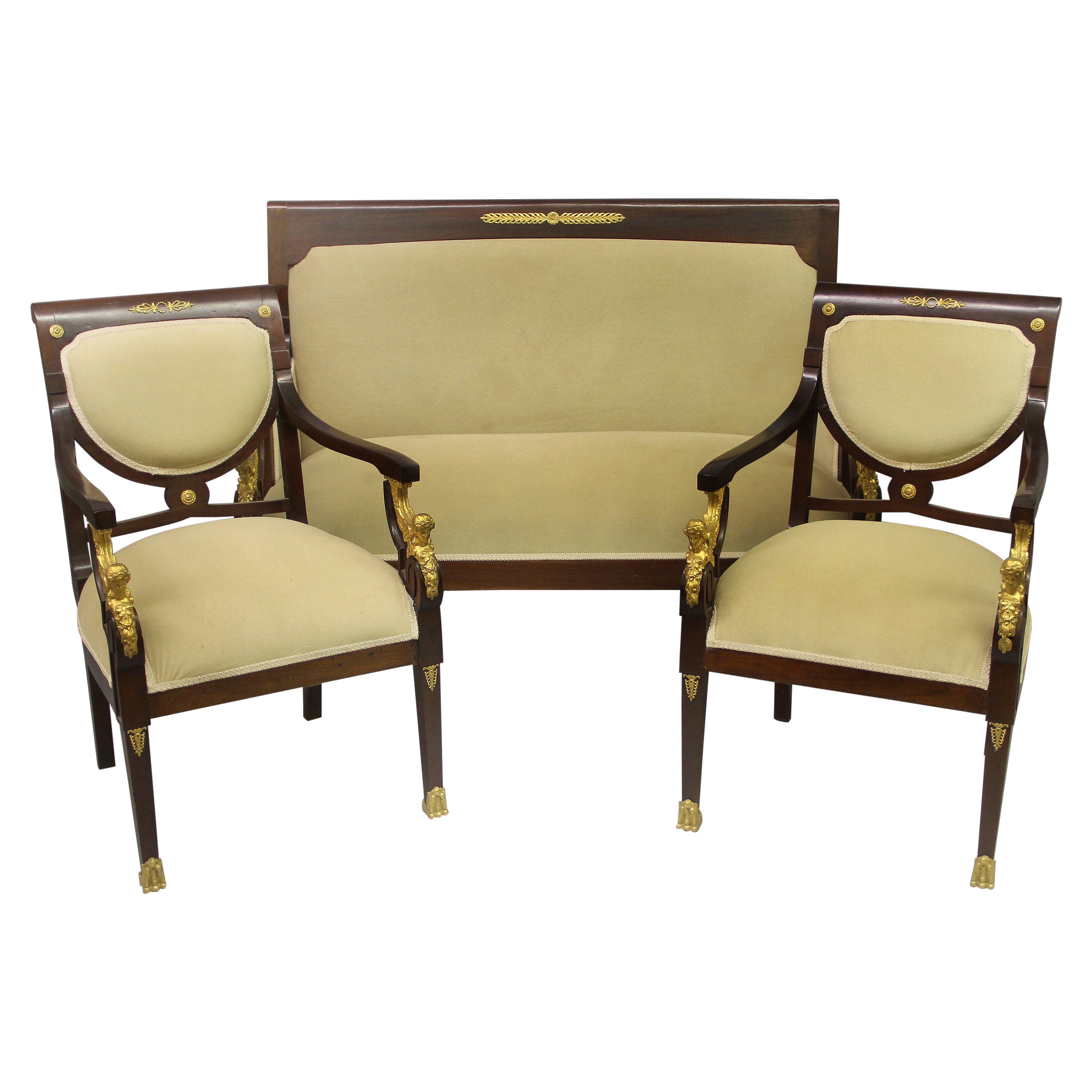 Set da salotto in tre pezzi in stile impero con montatura in bronzo dorato dei primi del Novecento
