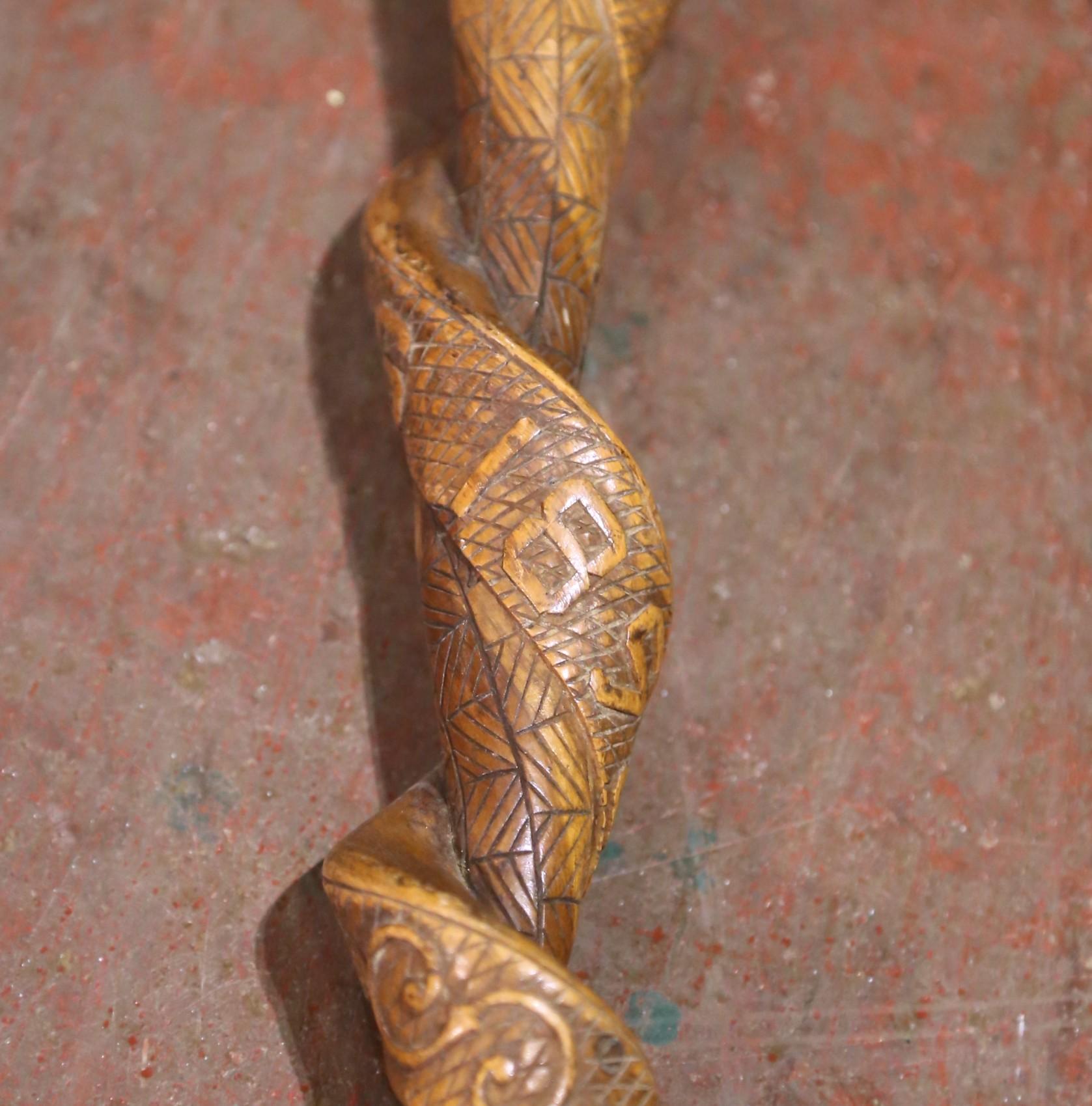 Soporte para doce bastones francés de hierro dorado de principios del siglo XX con asa y 3 bastones en venta 7
