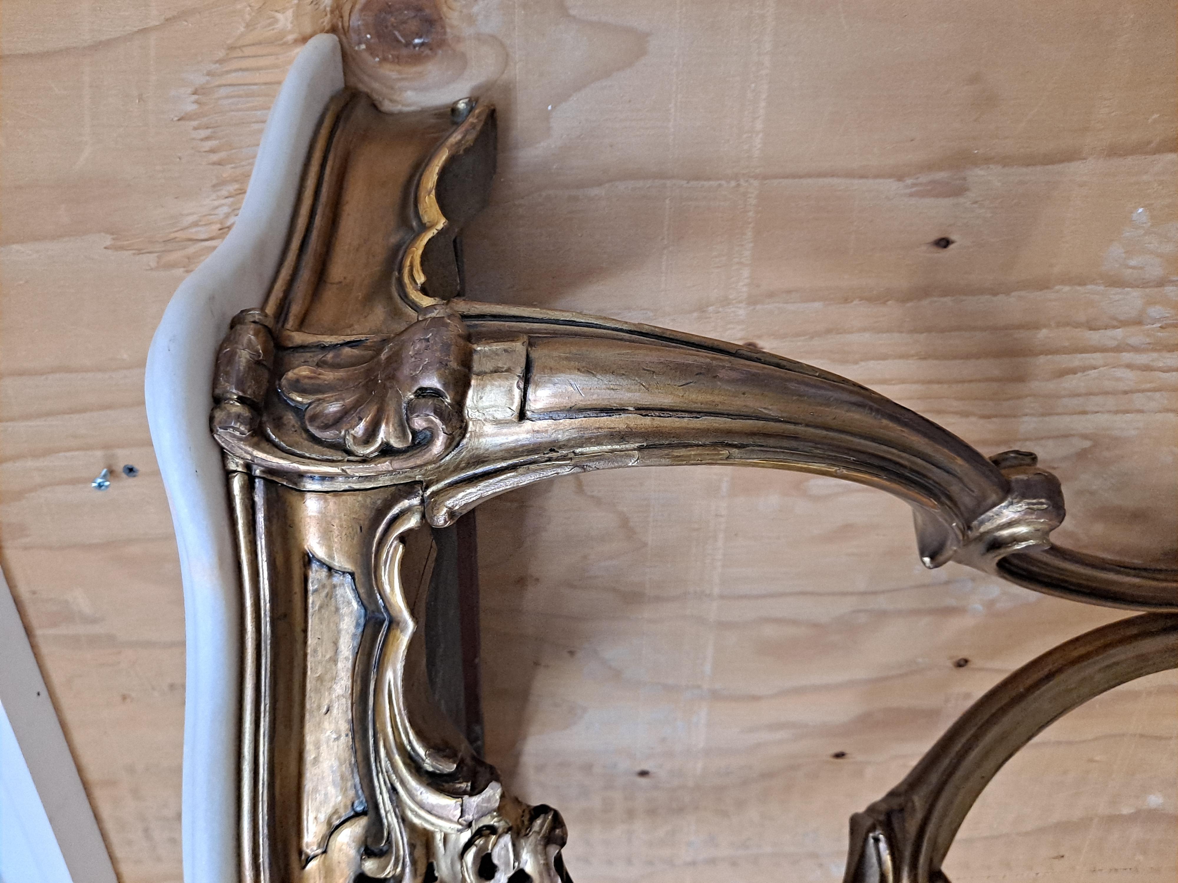 Early 20th Century Giltwood and Marble Top Wall Mounted Console Table 2