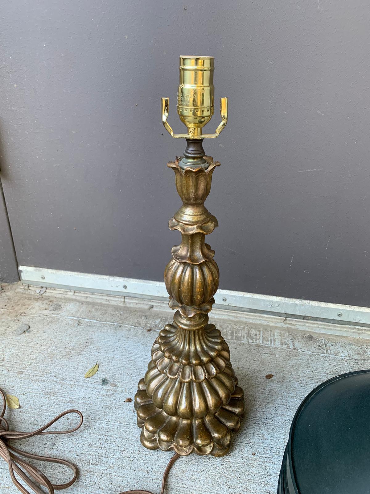 Early 20th Century Giltwood Carved Lamp For Sale 7