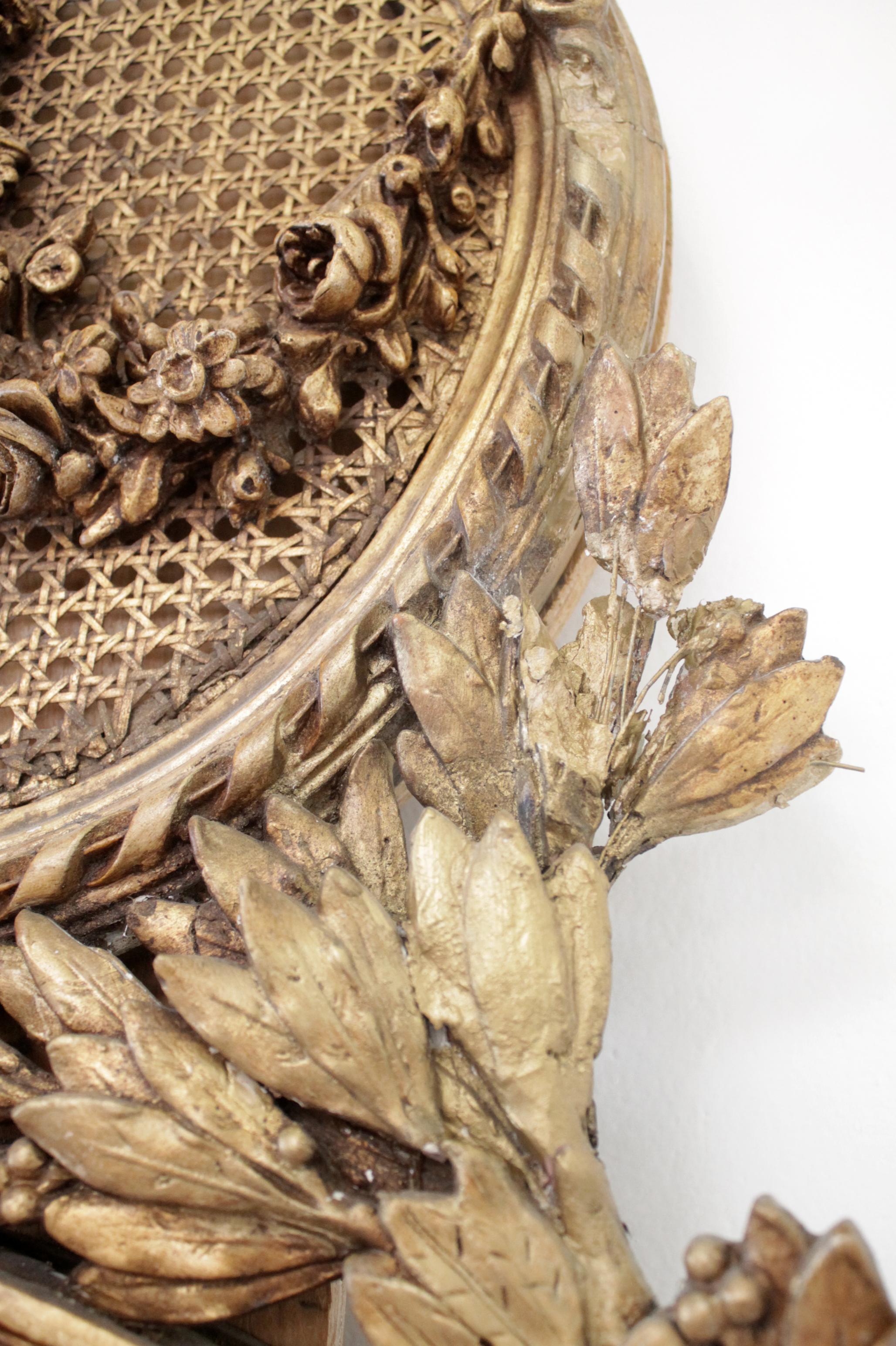 Early 20th Century Giltwood Carved Roses and Cane Trumeau Mirror 10