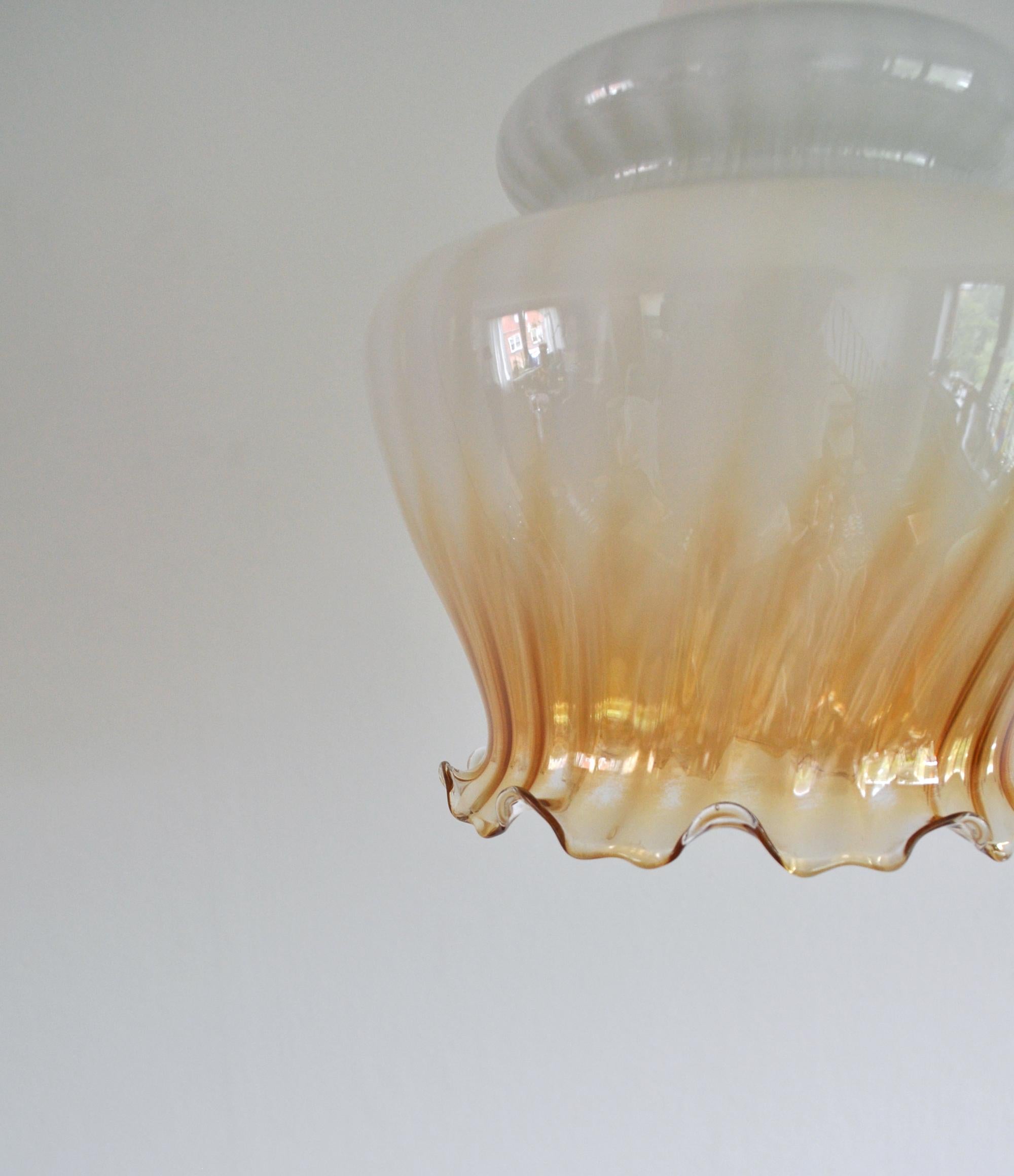 Early 20th Century Glass Pendant In Good Condition For Sale In Vordingborg, DK