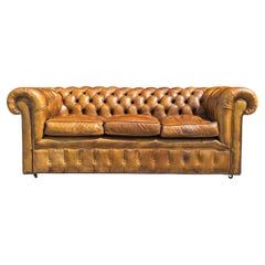 Canapé Chesterfield 3 places en cuir brun doré du début du 20e siècle