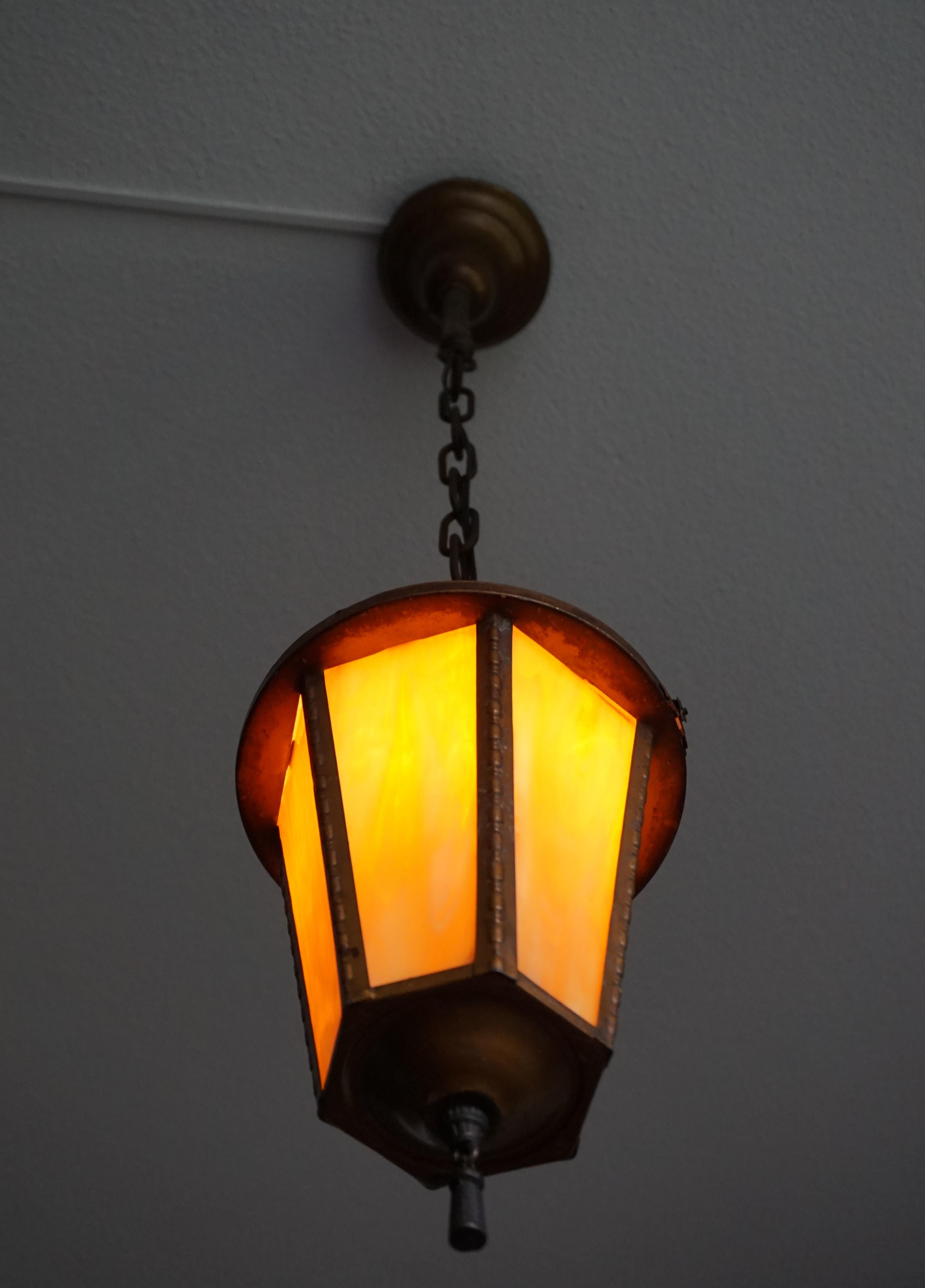Early 1900s Golden Brown Metal & Tiffany Glass Church Entrance Pendant Light For Sale 10