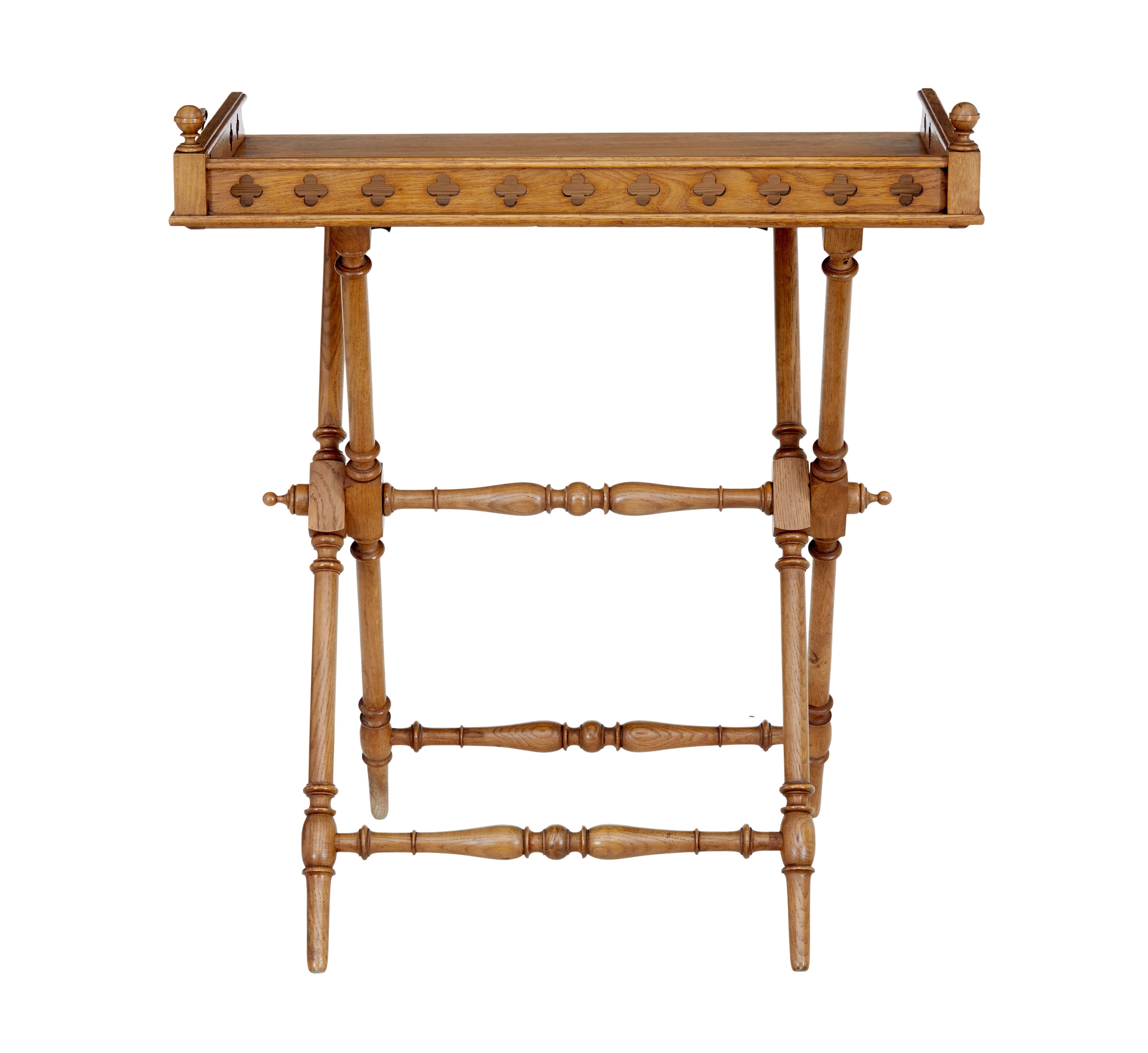 Early 20th Century Gothic Revival Oak Butlers Tray on Stand In Good Condition In Debenham, Suffolk