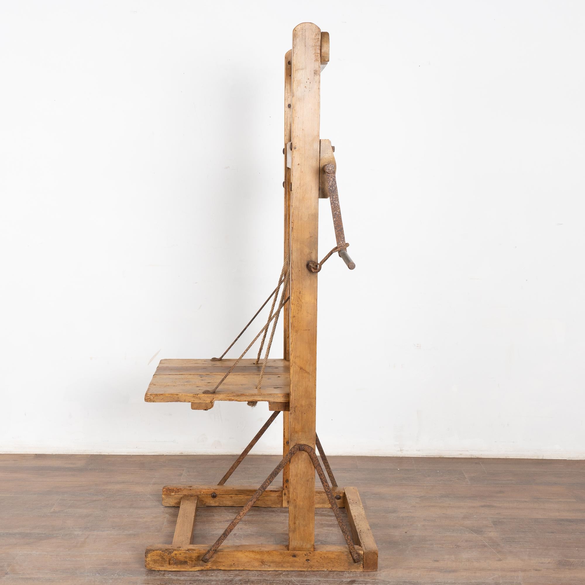 Early 20th Century Grain Lift Rustic Display Shelf In Good Condition In Round Top, TX