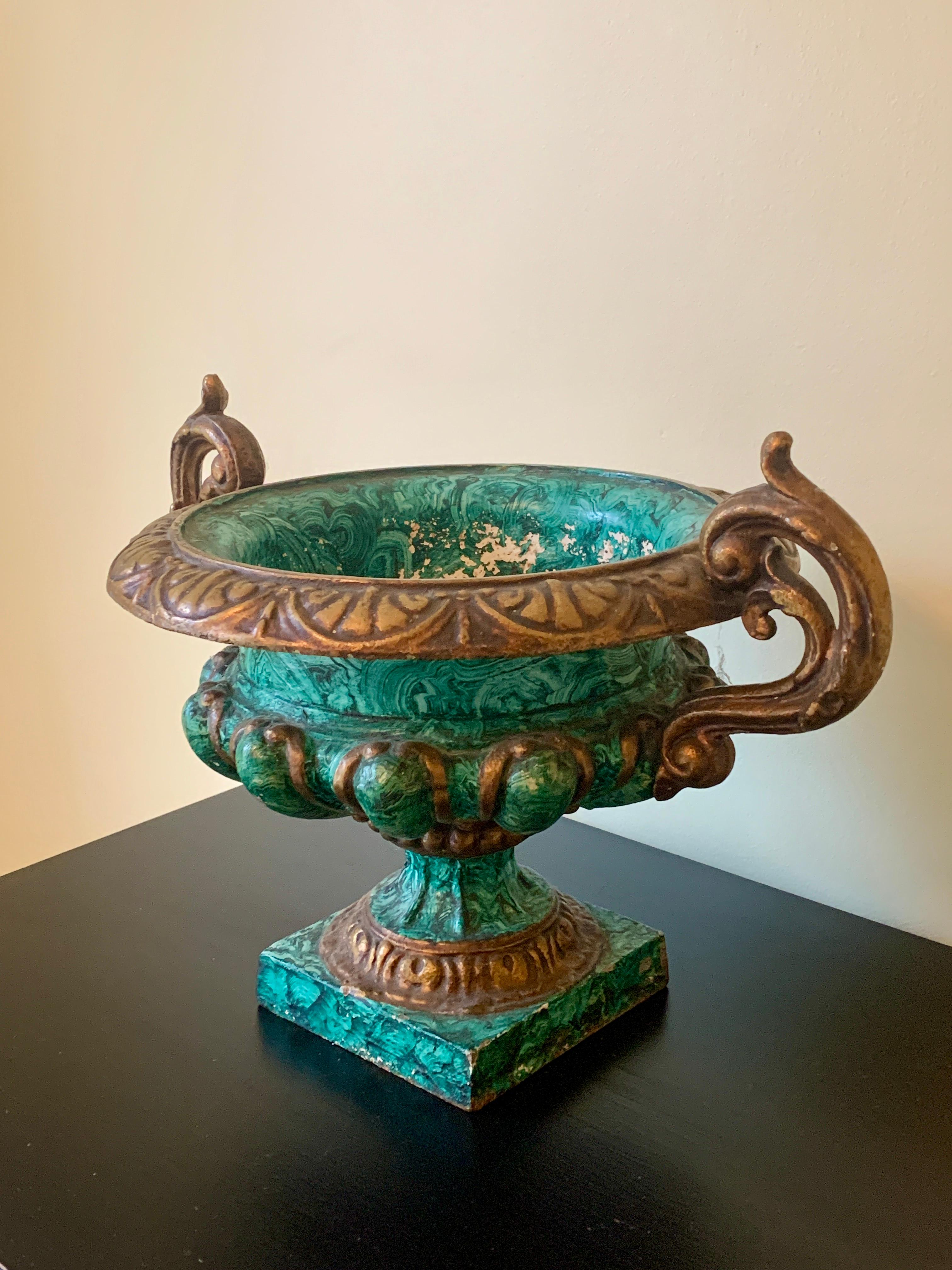 Early 20th Century Grand Tour Classical Faux Malachite Cast Iron Urn In Good Condition For Sale In Elkhart, IN