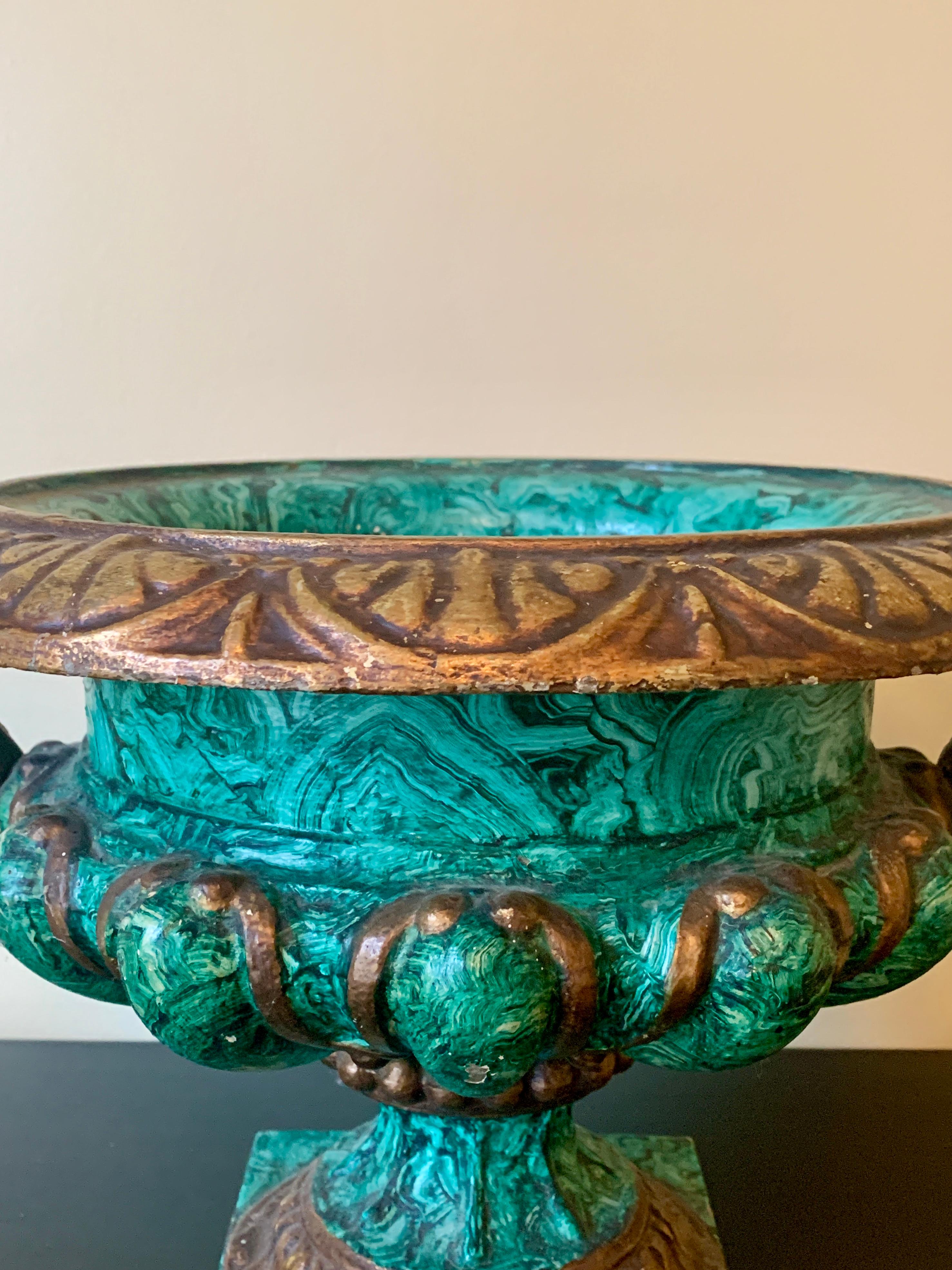Early 20th Century Grand Tour Classical Faux Malachite Cast Iron Urn For Sale 2