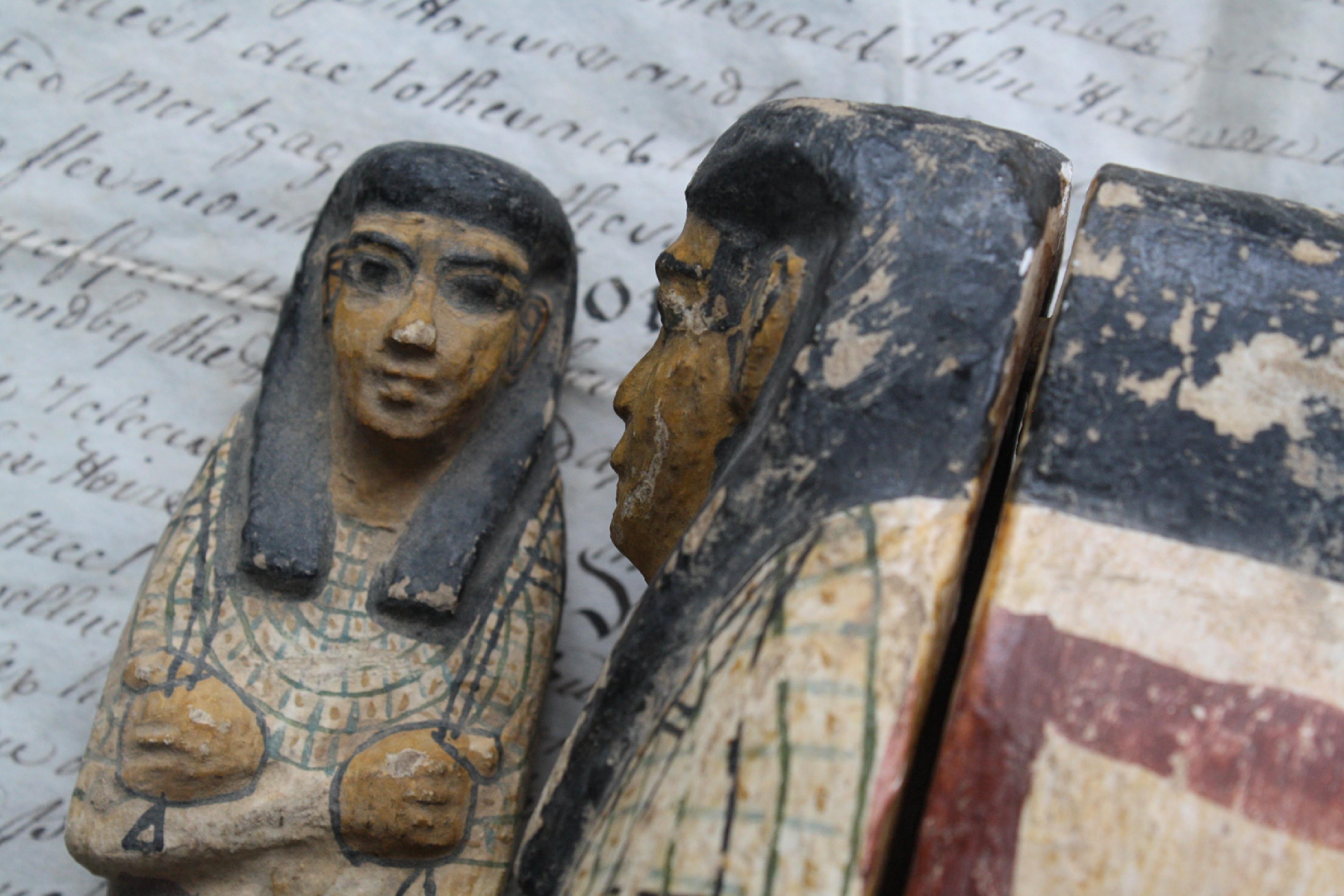 Early 20th Century Grand Tour Tourist Souvenir Sarcophagus Egyptian Mummy In Good Condition In Lowestoft, GB