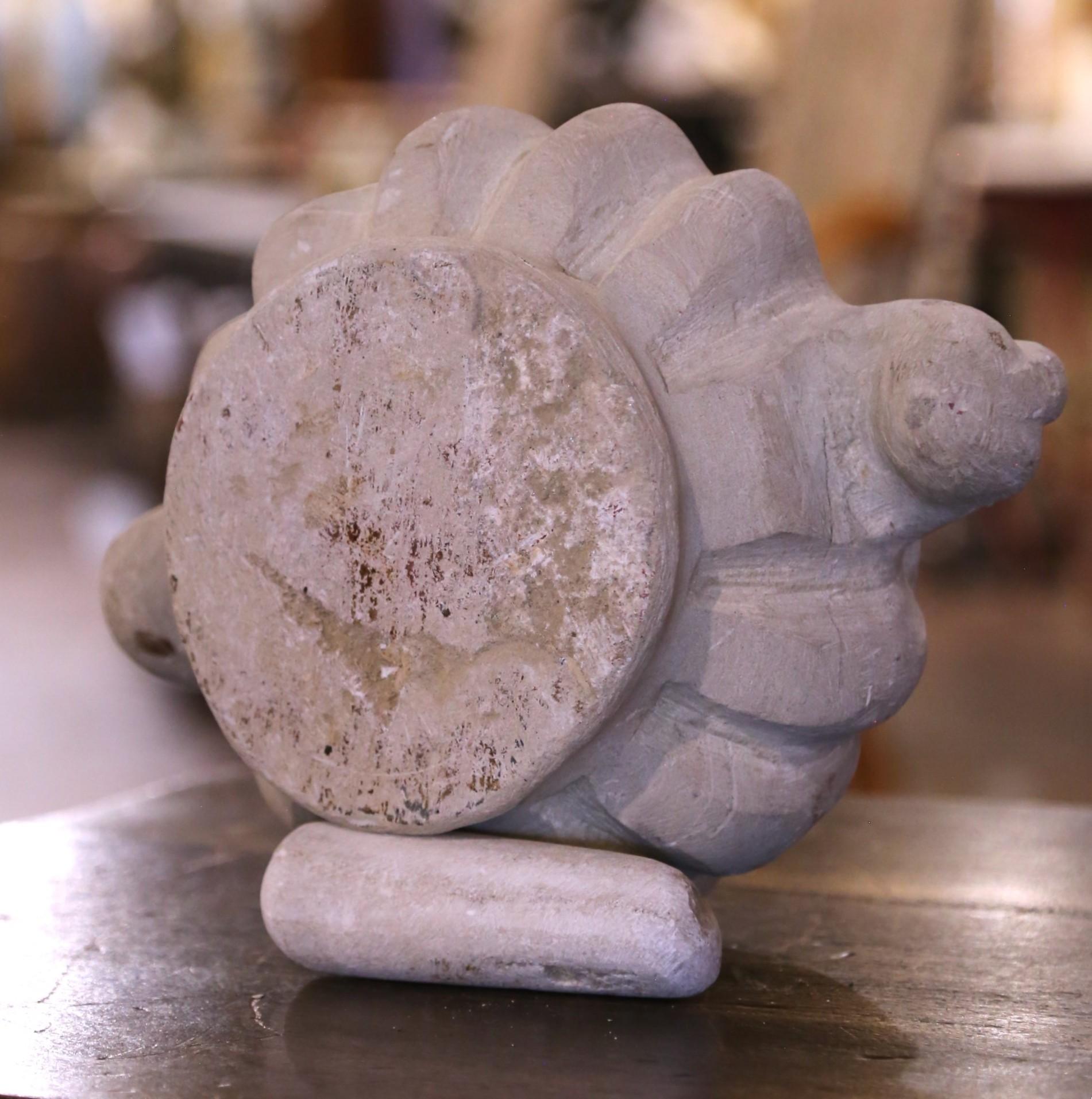 Calcaire Mortier grec du début du 20e siècle en pierre sculptée à la main avec piqûre assortie en vente