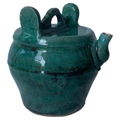 Teiera cinese in ceramica verde smaltata 'Shiwan', inizio XX secolo