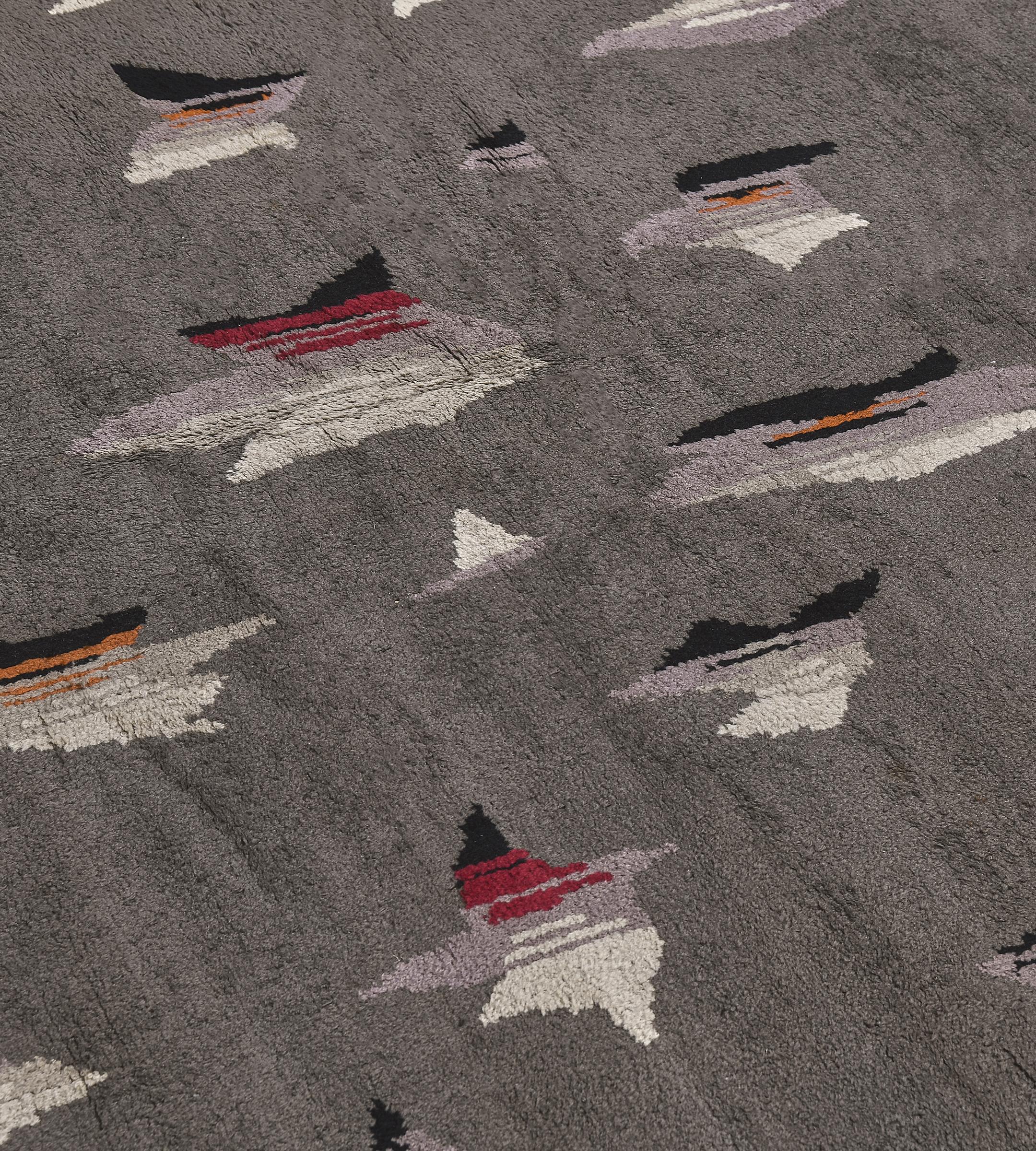 Alfombra Deco Francesa Abstracta Gris de Principios del Siglo XX en Bueno estado para la venta en West Hollywood, CA