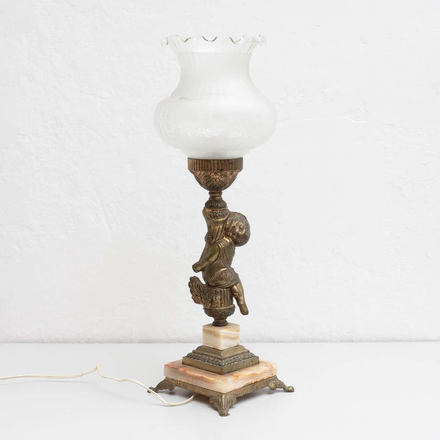Lámpara de mesa de mármol y metal guillotinado de principios del siglo XX en venta 5